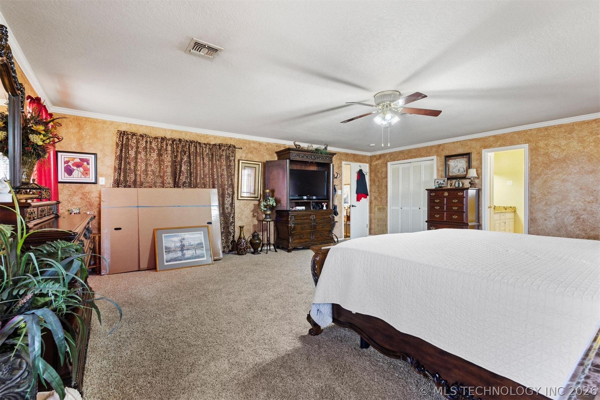 2443 Tiger Property Photo 23