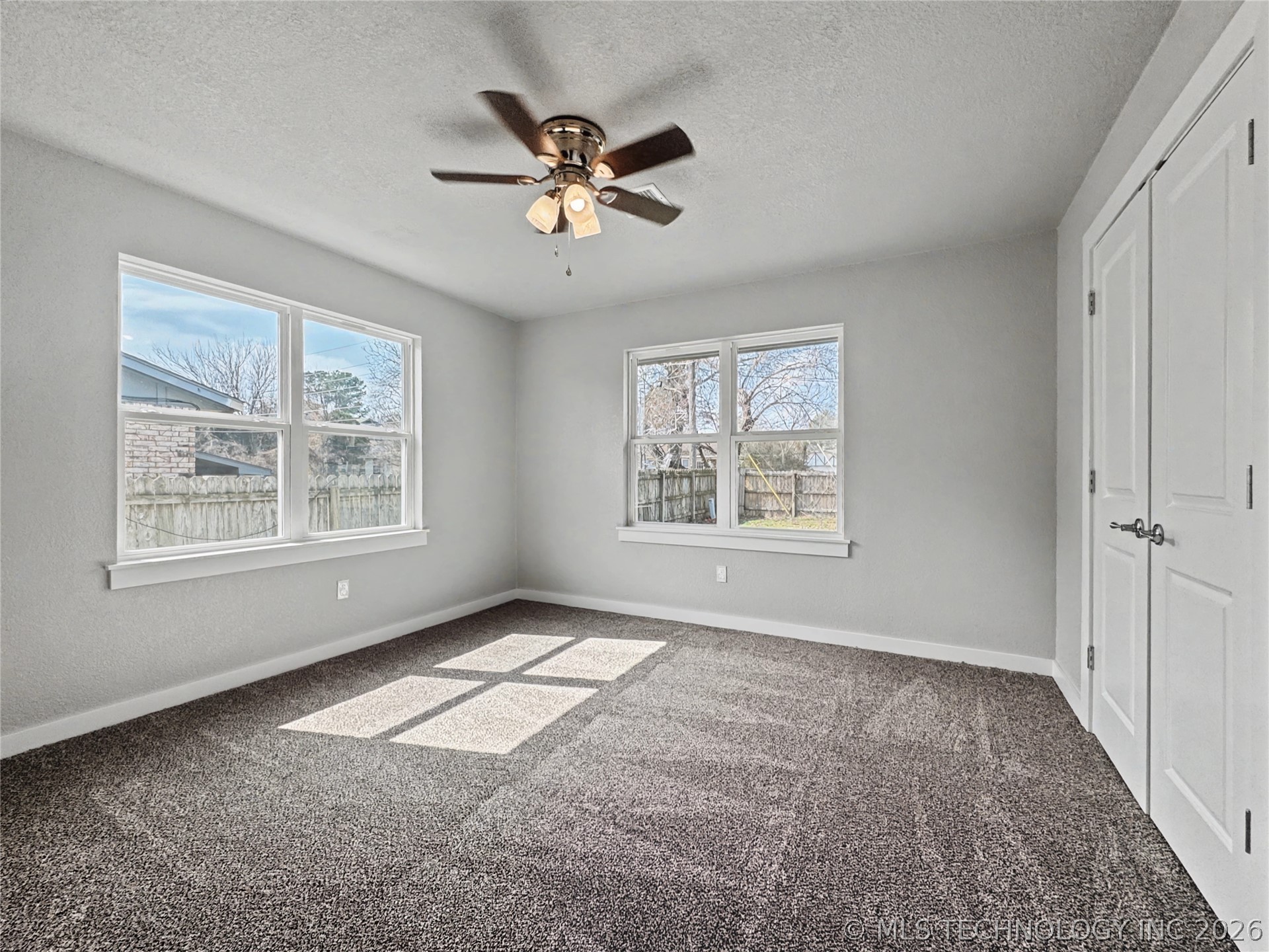 1202 S Ross Avenue Property Photo 25