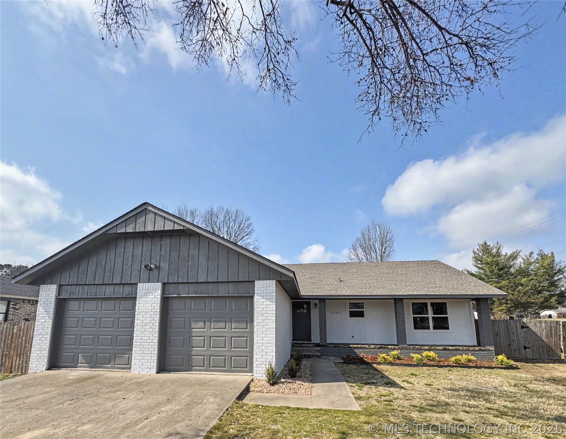 1202 S Ross Avenue Property Photo 53