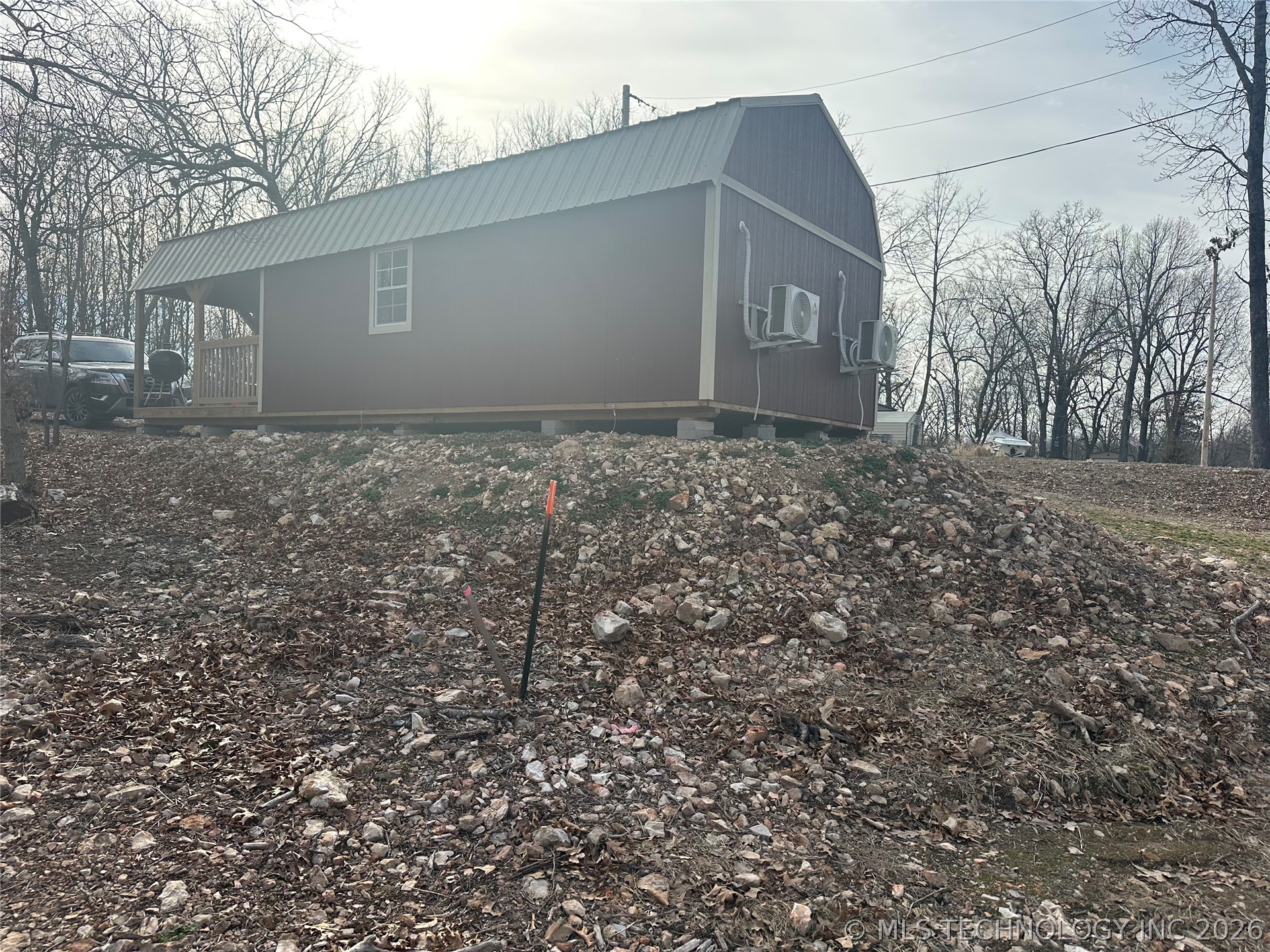 55130 E 360 Road Property Photo 9