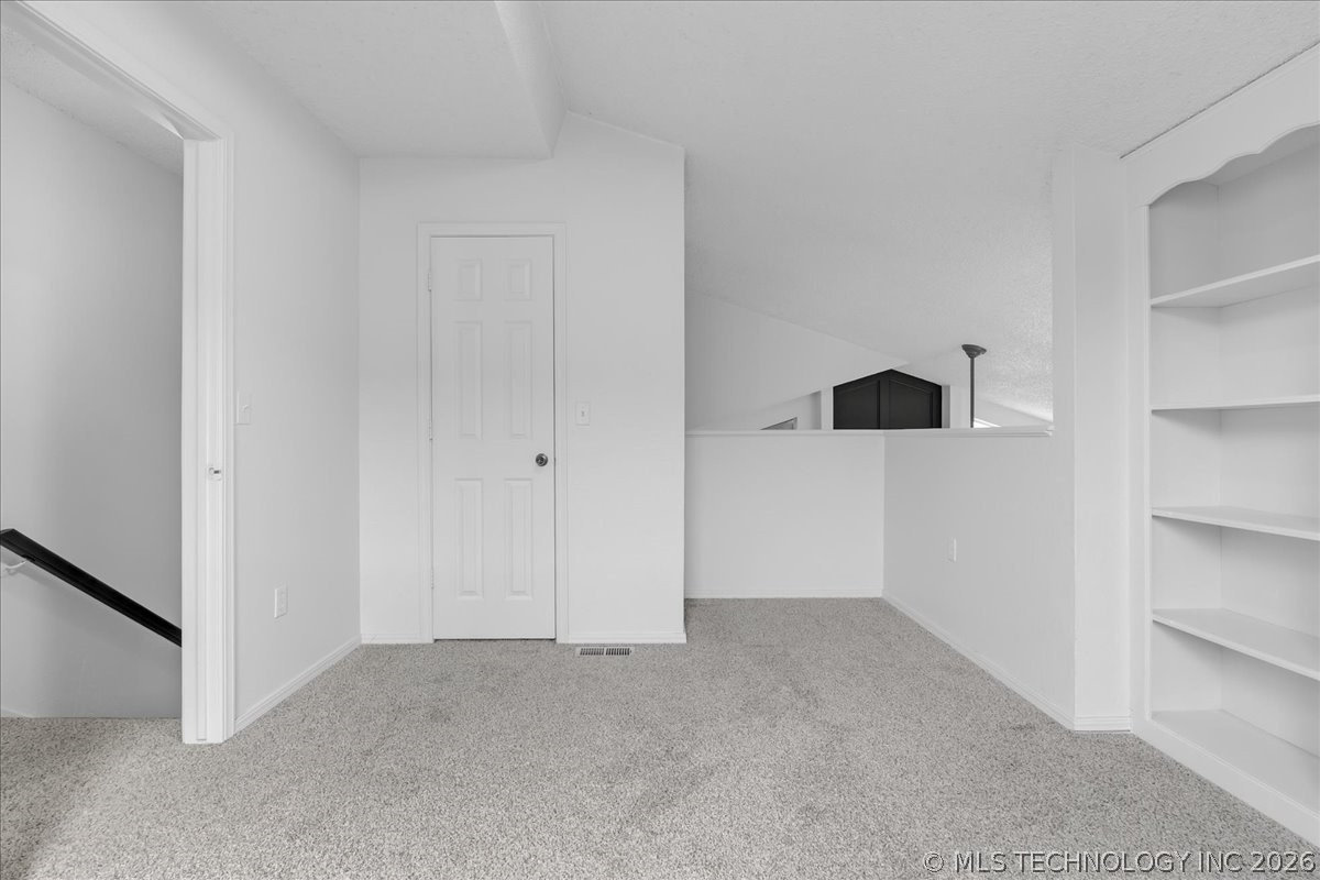 13005 E 28th Place Property Photo 25