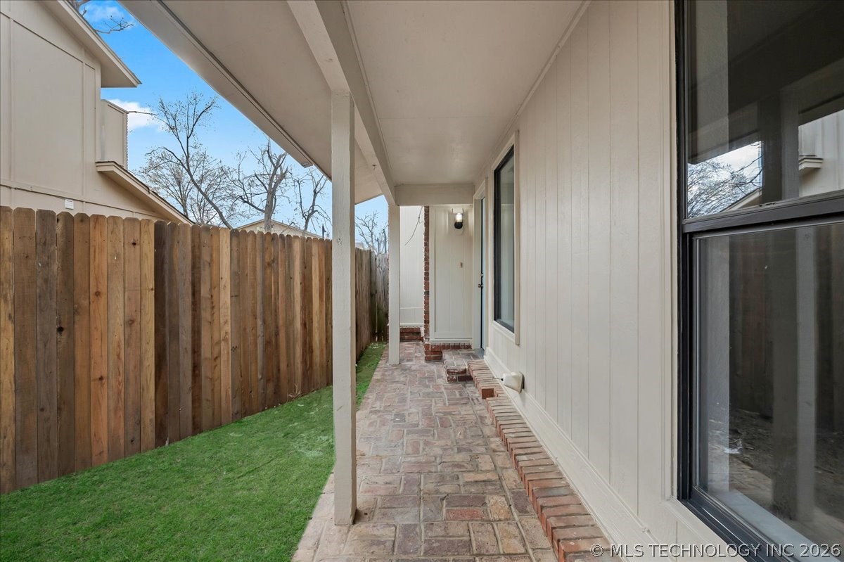 13005 E 28th Place Property Photo 31