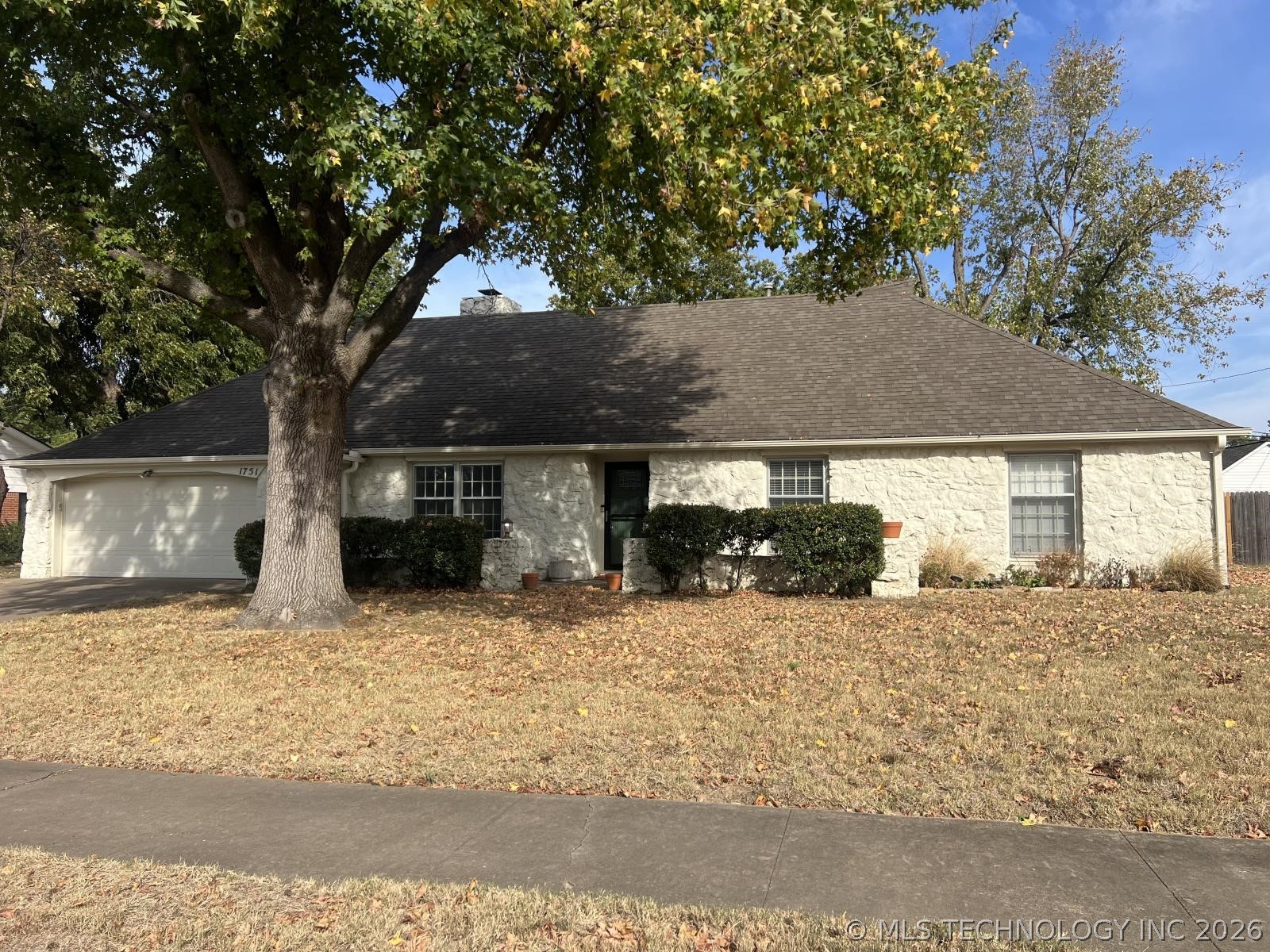 1751 E 59th Place Property Photo 2