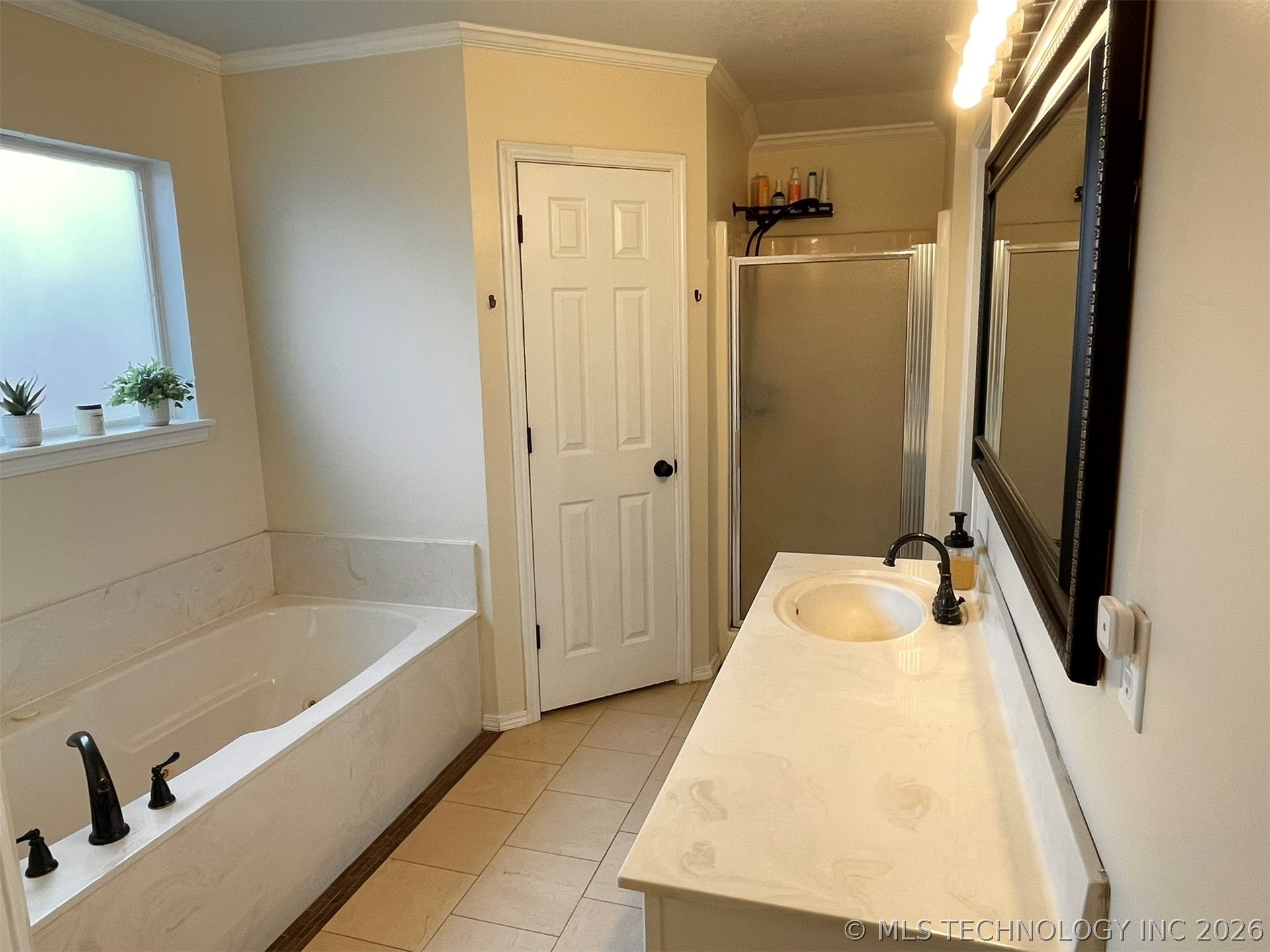 11106 S 1st Street Property Photo 17