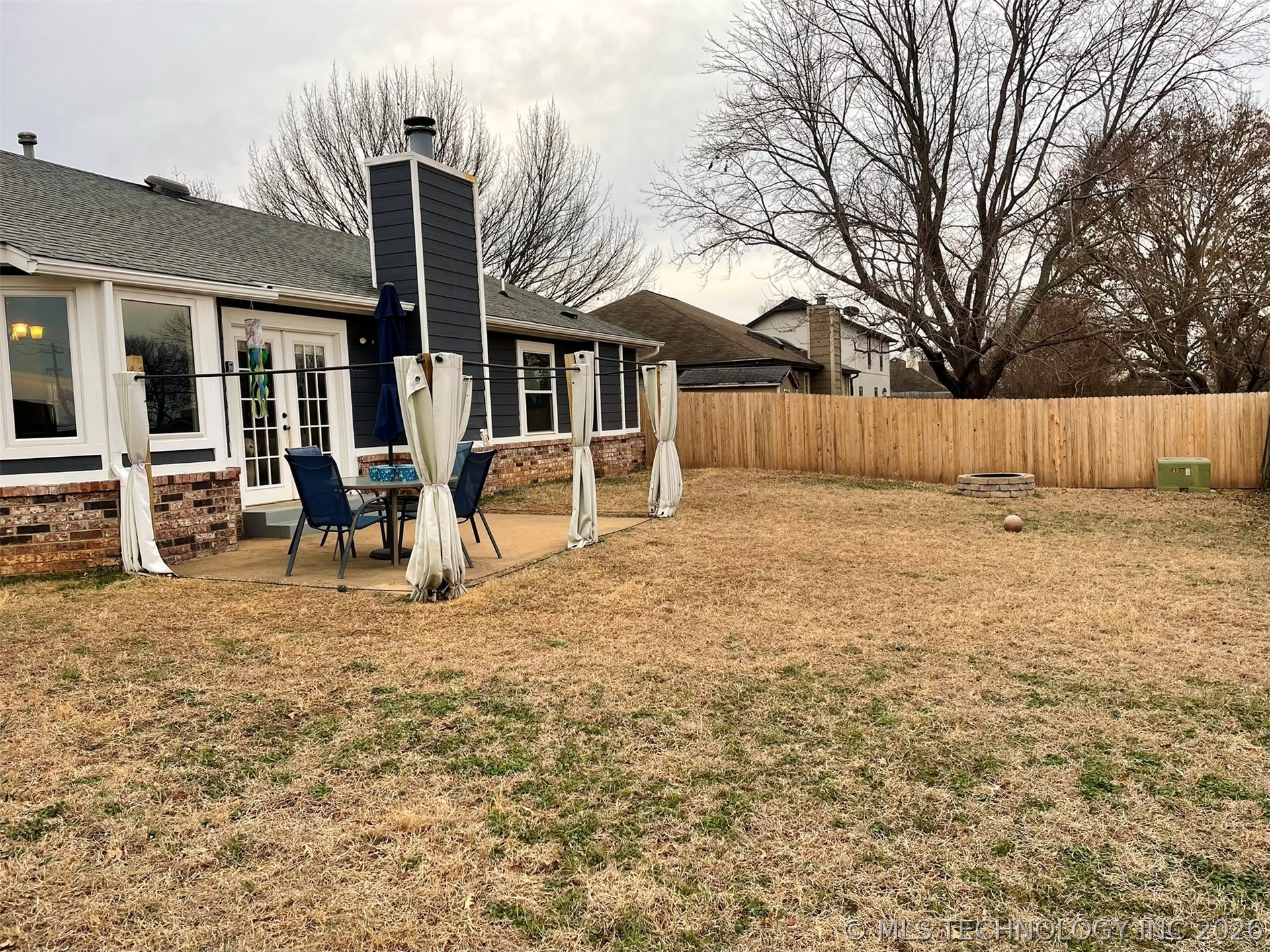 11106 S 1st Street Property Photo 28