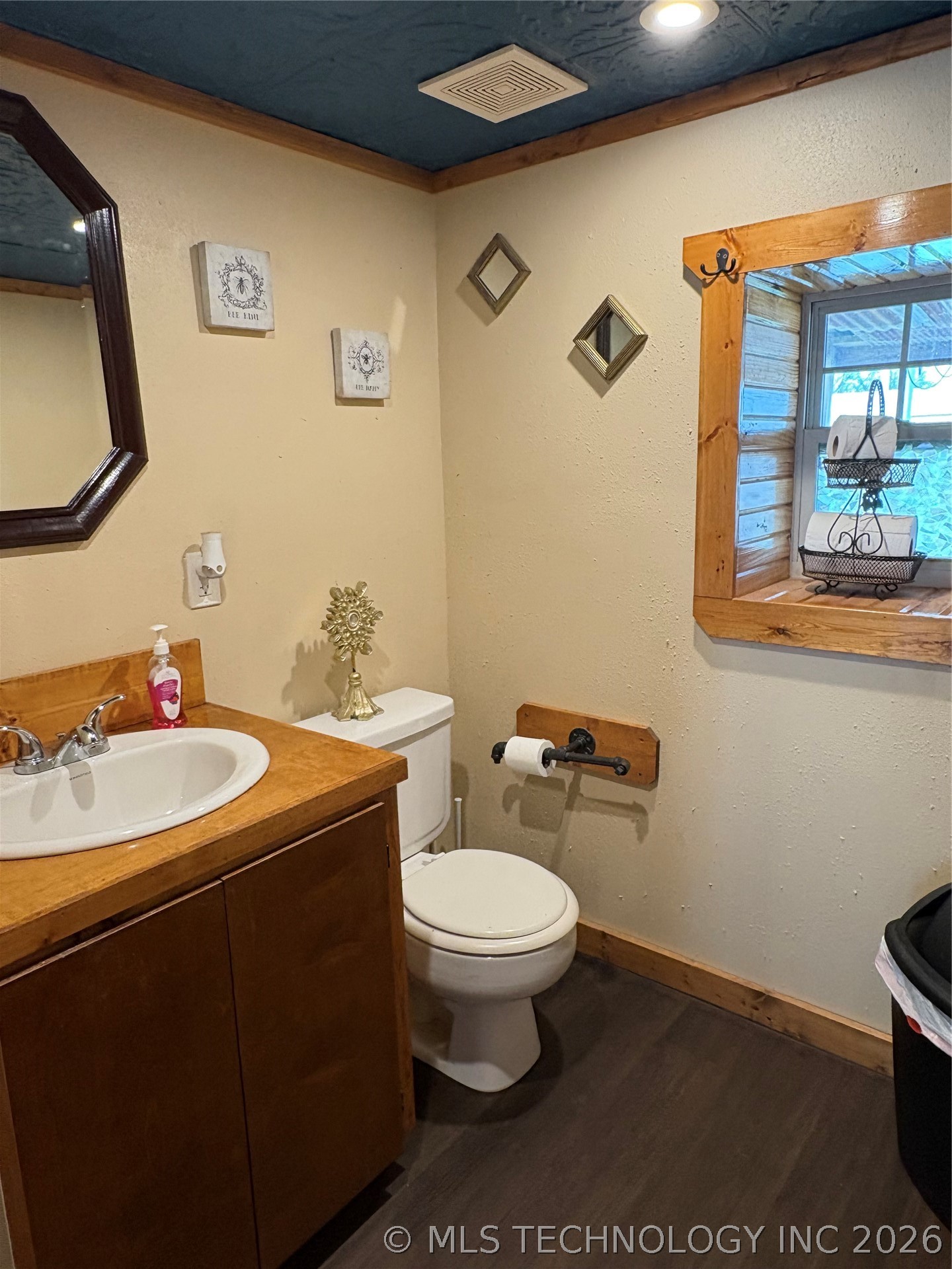 317 Gentry Property Photo 19