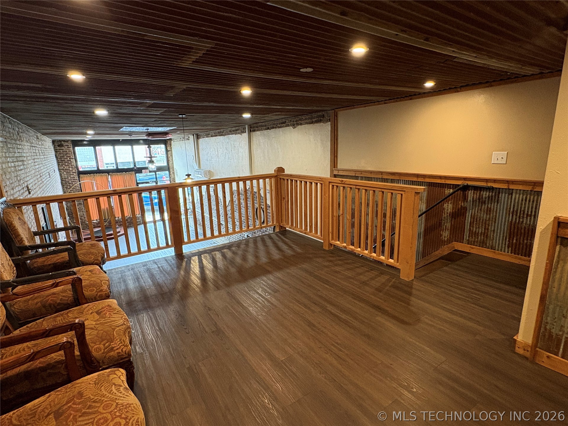 317 Gentry Property Photo 20