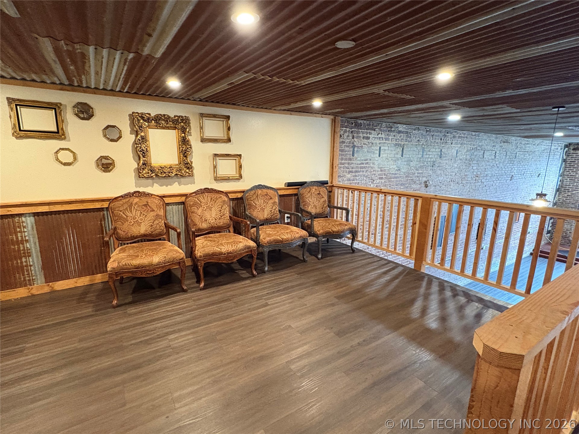317 Gentry Property Photo 21