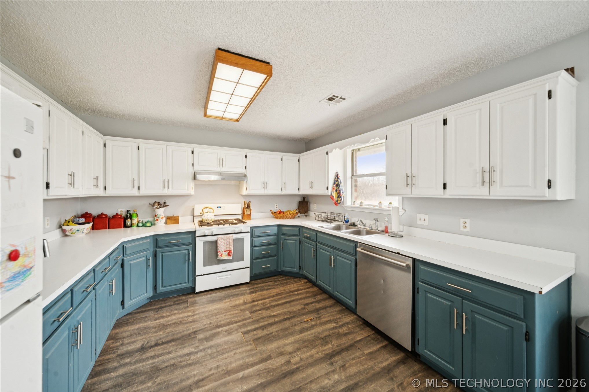 33619 S 4200 Road Property Photo 11