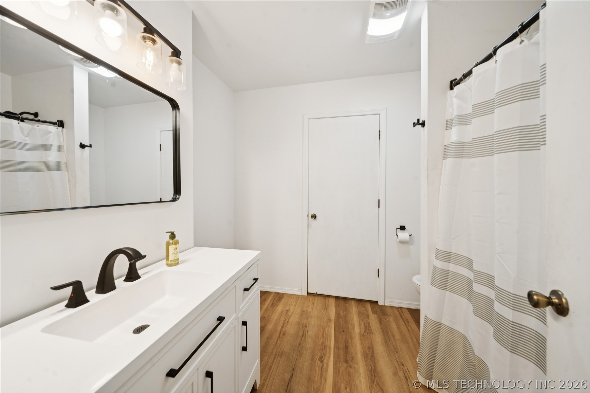 33619 S 4200 Road Property Photo 17