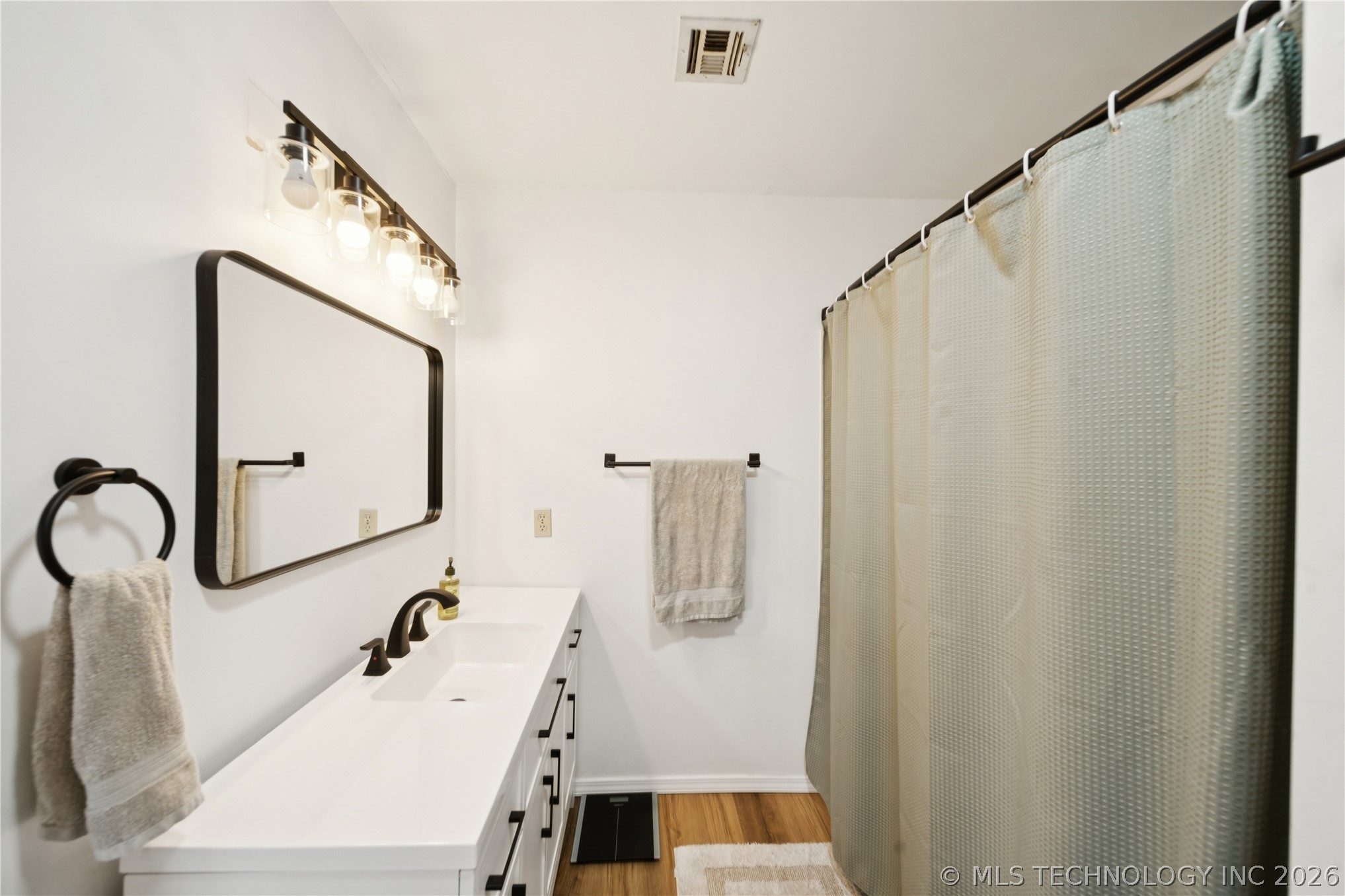 33619 S 4200 Road Property Photo 24