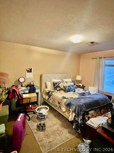 1608 W Lansing Street Property Photo 9