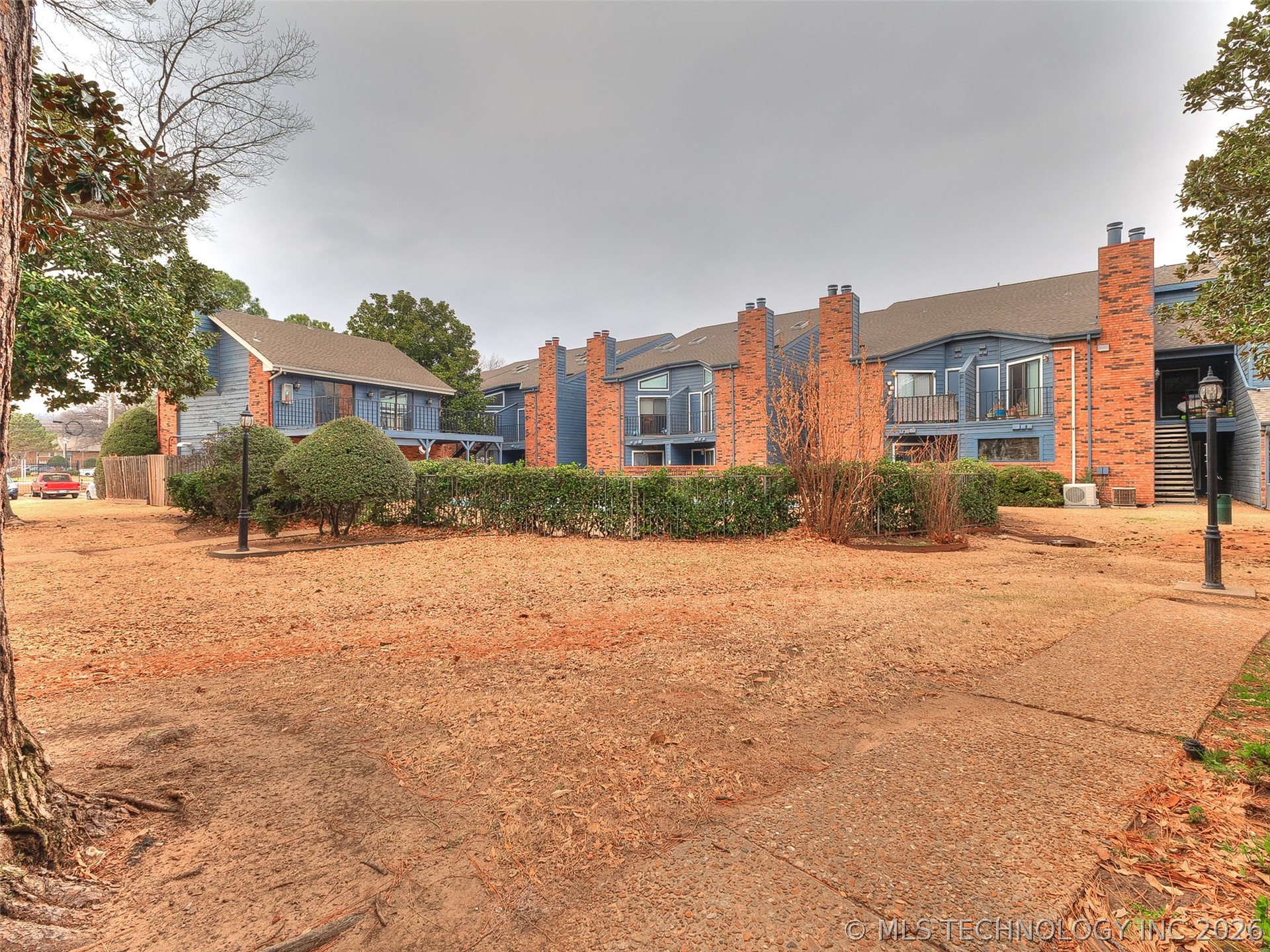 6737 S Peoria Avenue C202 Property Photo 1