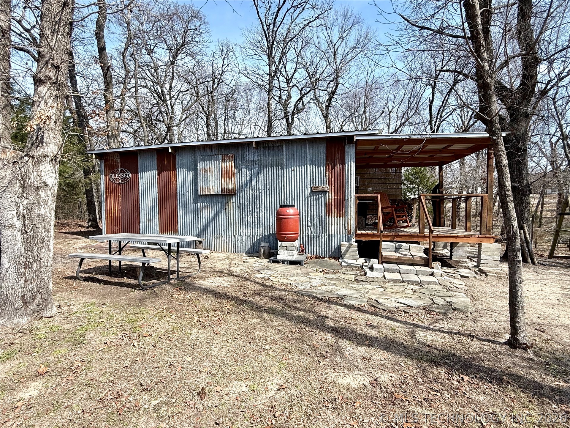 117197 S 4205 Property Photo 30