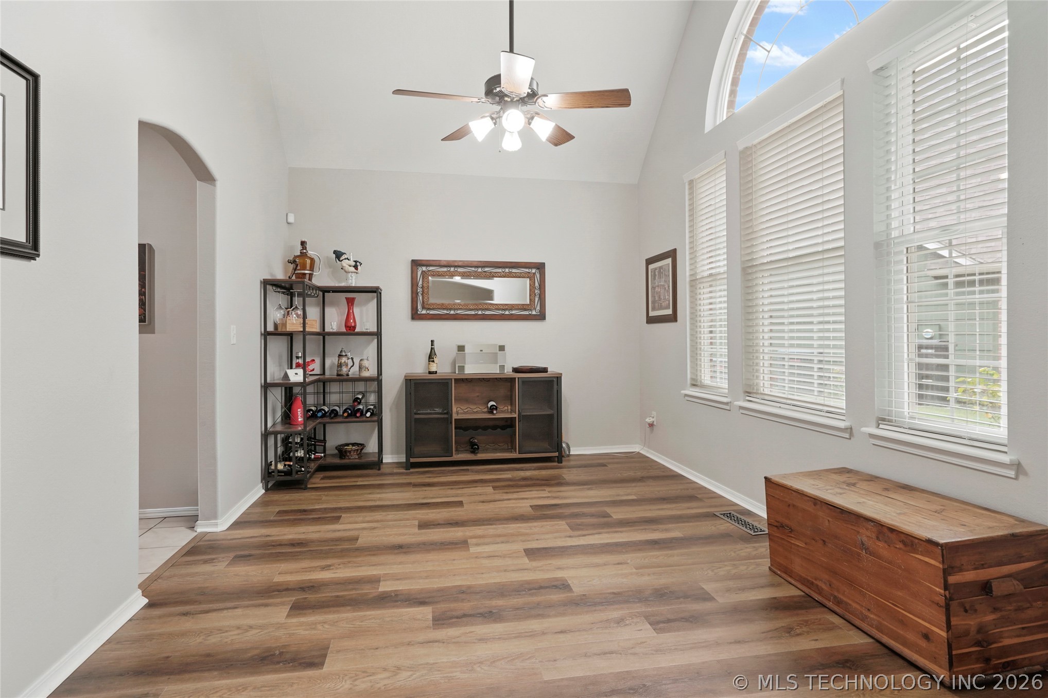 3108 W Norman Circle Property Photo 6