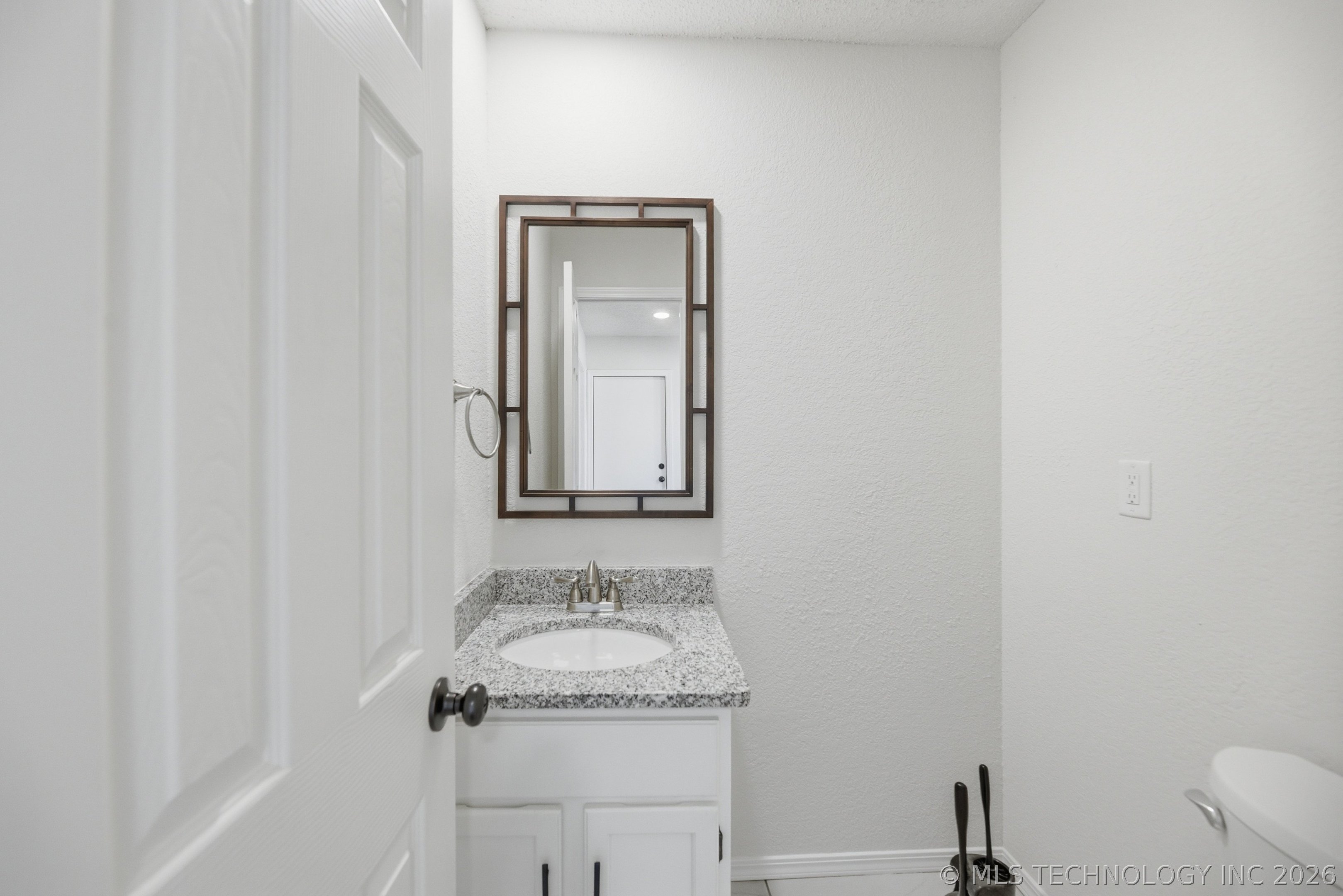 7454 S Winston Avenue 1101 Property Photo 20