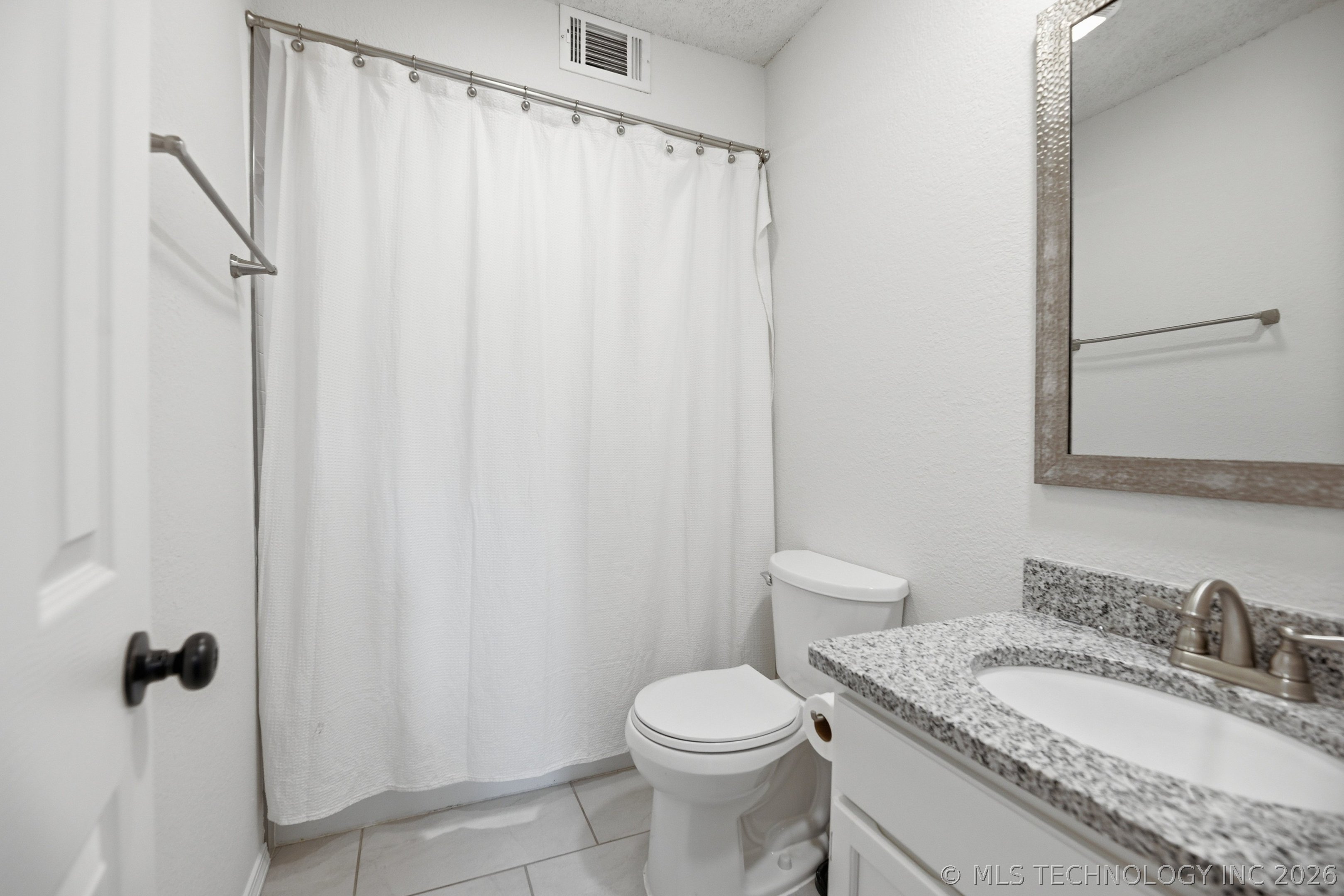 7454 S Winston Avenue 1101 Property Photo 25