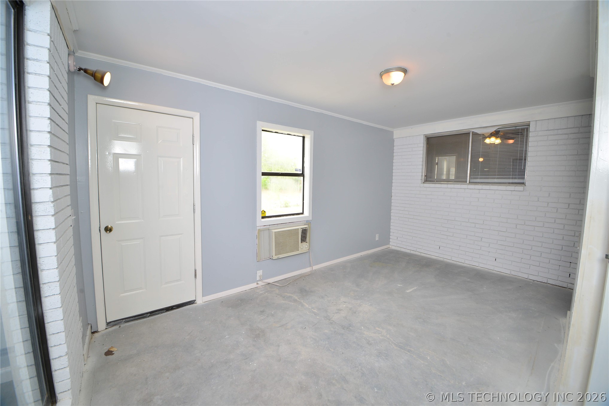 3821 S 93rd East Avenue Property Photo 15