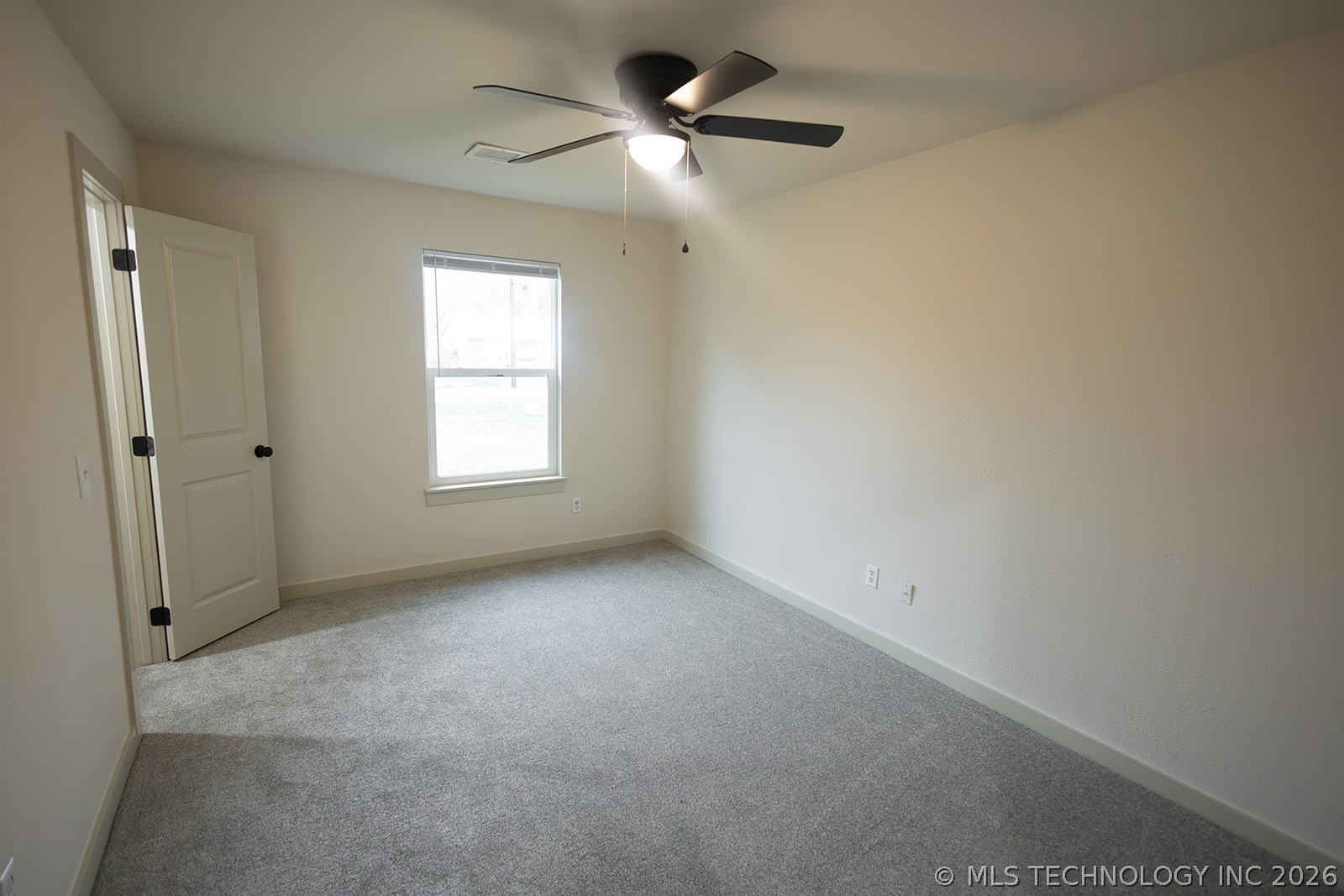 702 Se 10th Street Property Photo 15