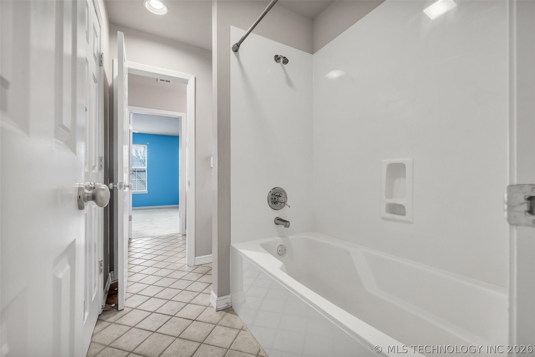 8752 E 102nd Street Property Photo 25