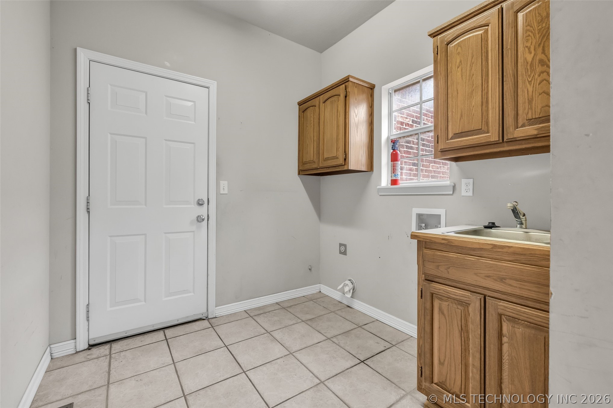 8752 E 102nd Street Property Photo 28