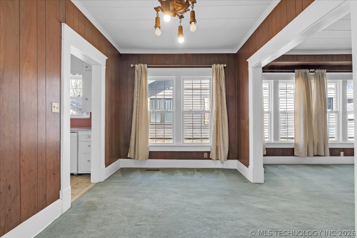 204 S Birch Street Property Photo 5