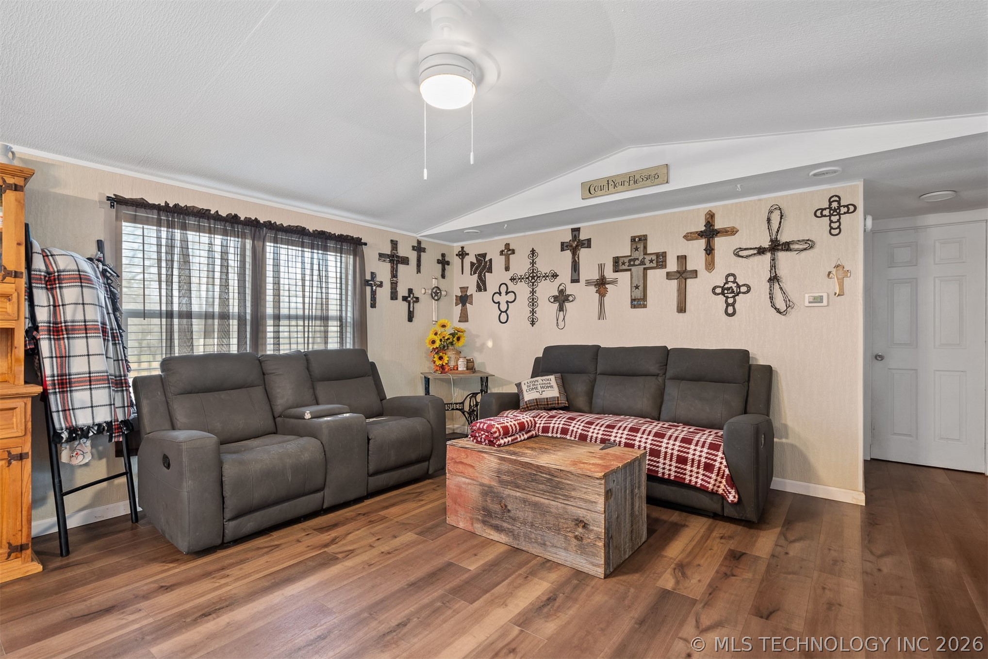 184 Pine Property Photo 11