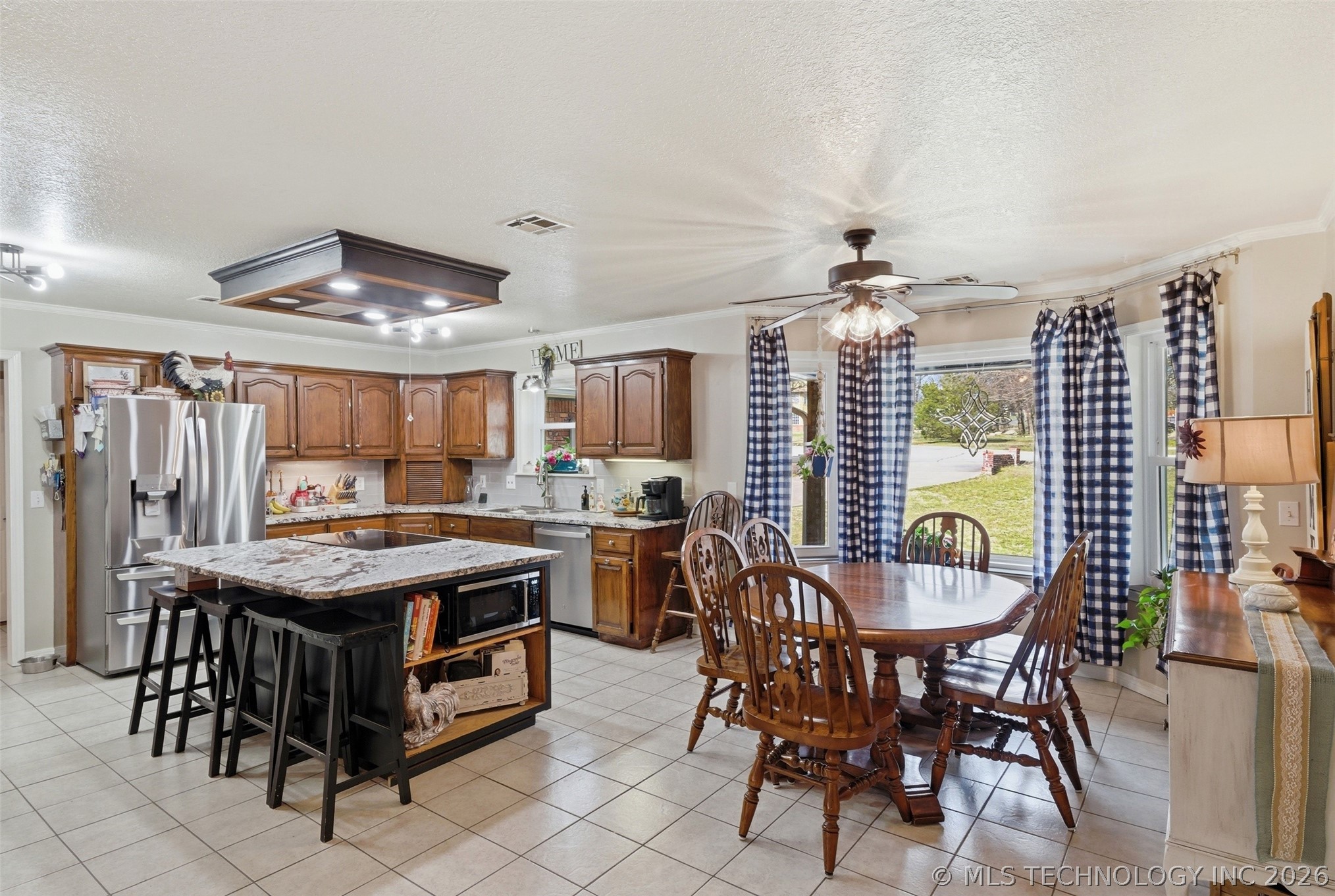 18818 E Bridgewater Place E Property Photo 10