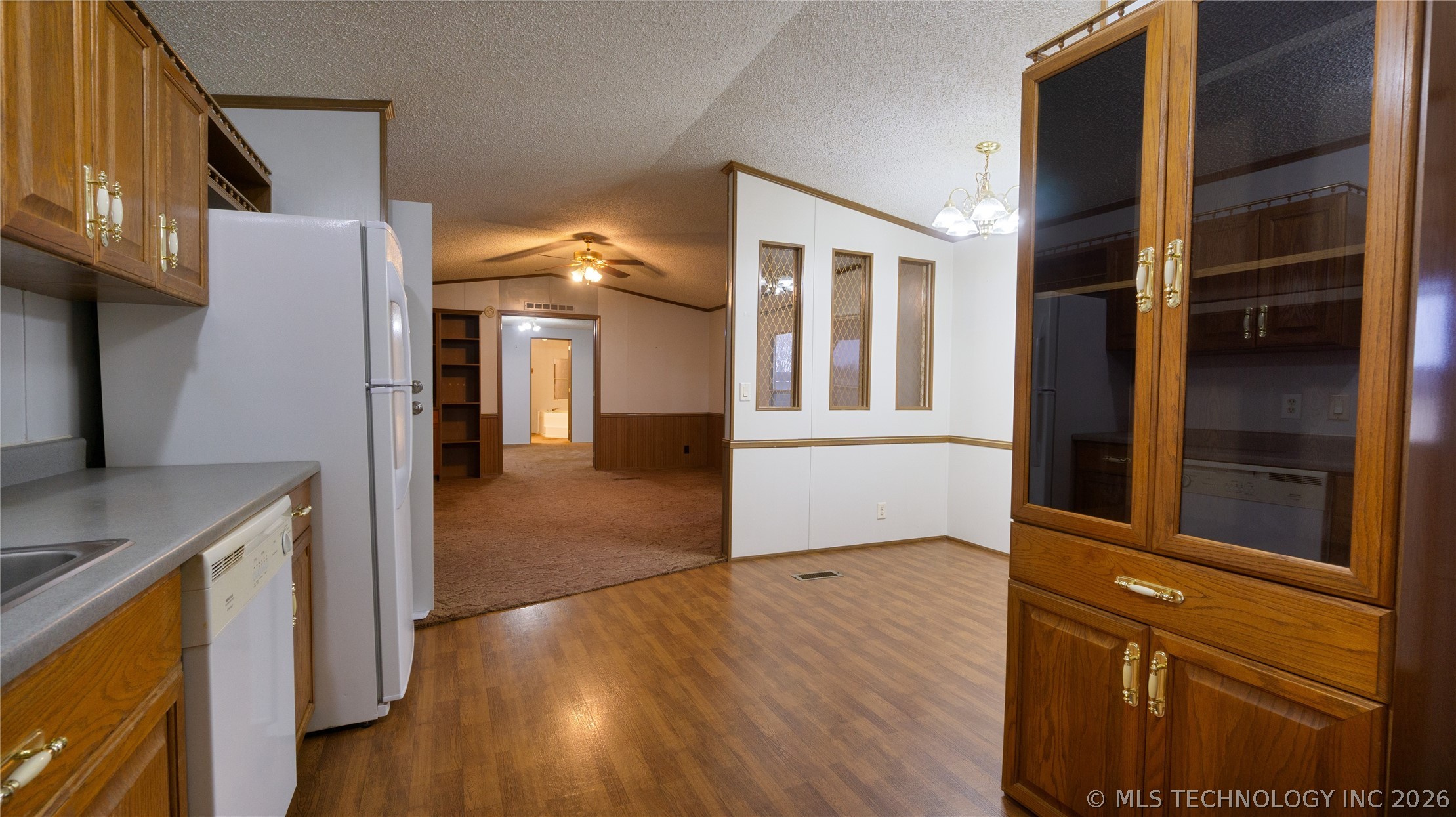447503 E 110 Property Photo 11