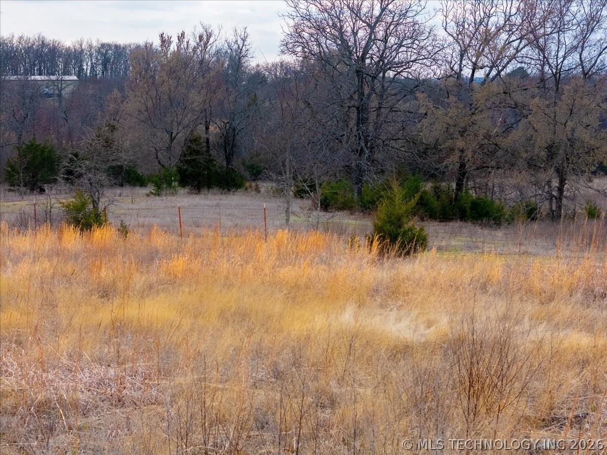 8015 Valley View Drive Property Photo 12