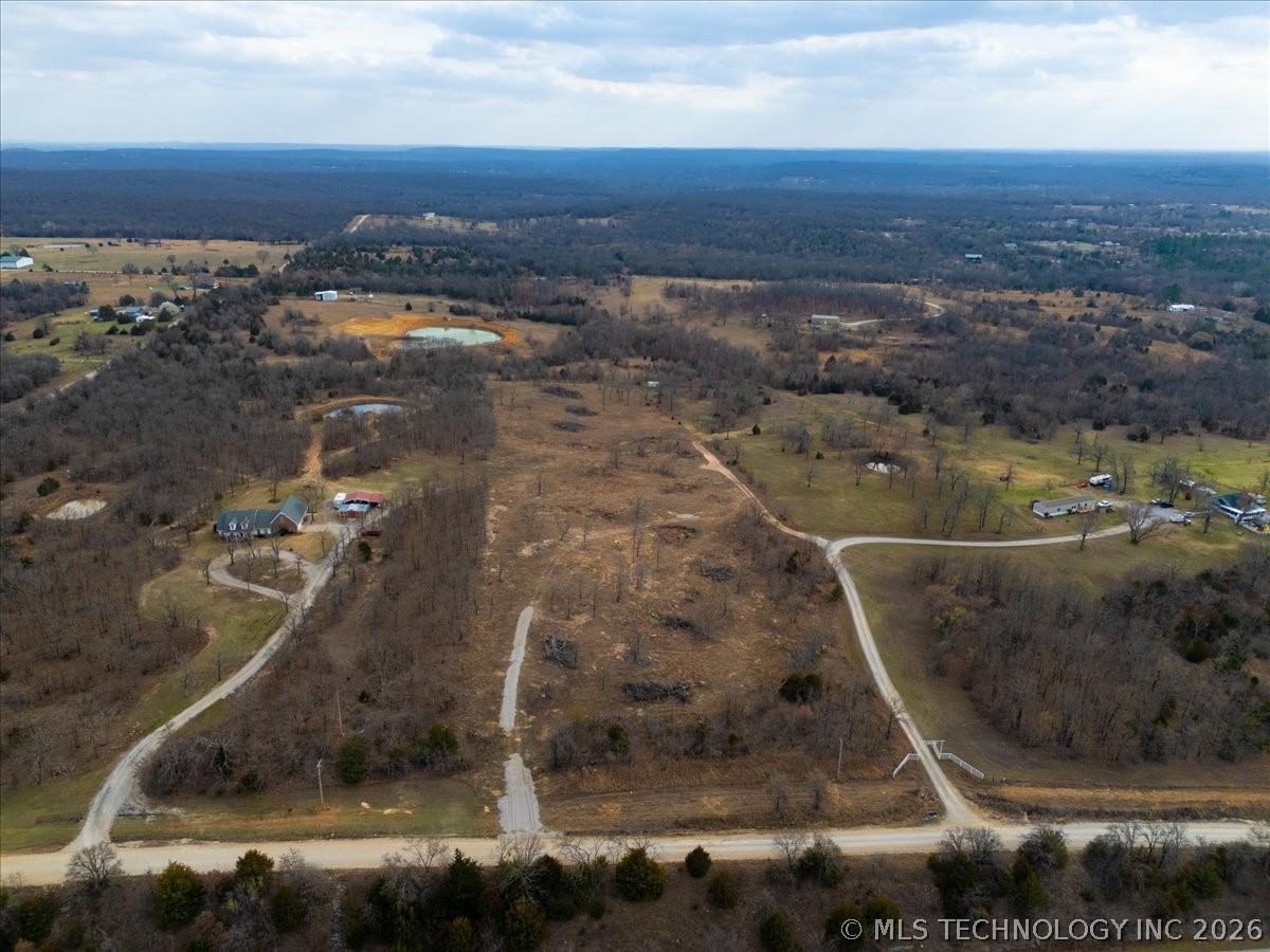8015 Valley View Drive Property Photo 18