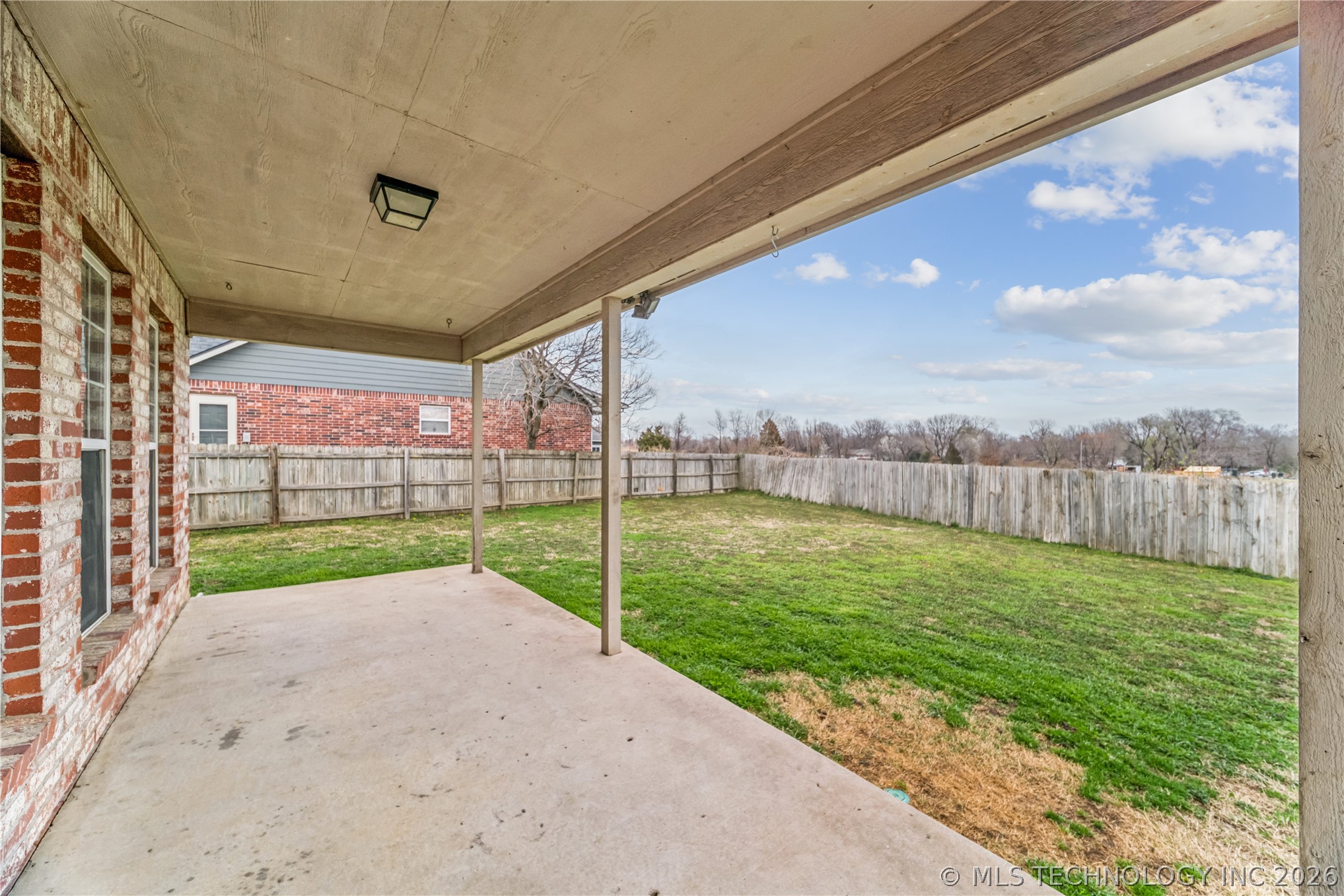 14353 N 106th East Avenue W Property Photo 4