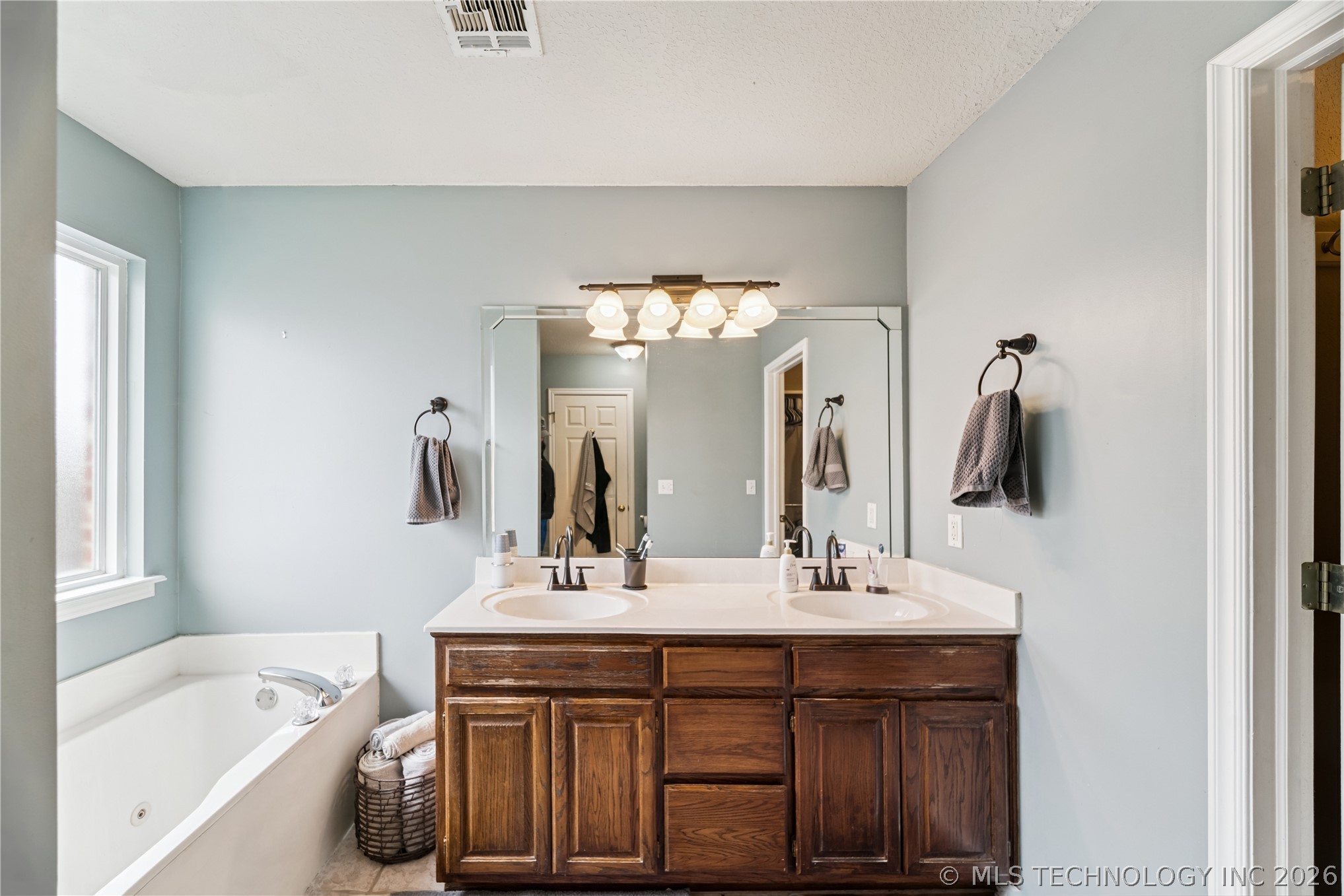 14353 N 106th East Avenue W Property Photo 19