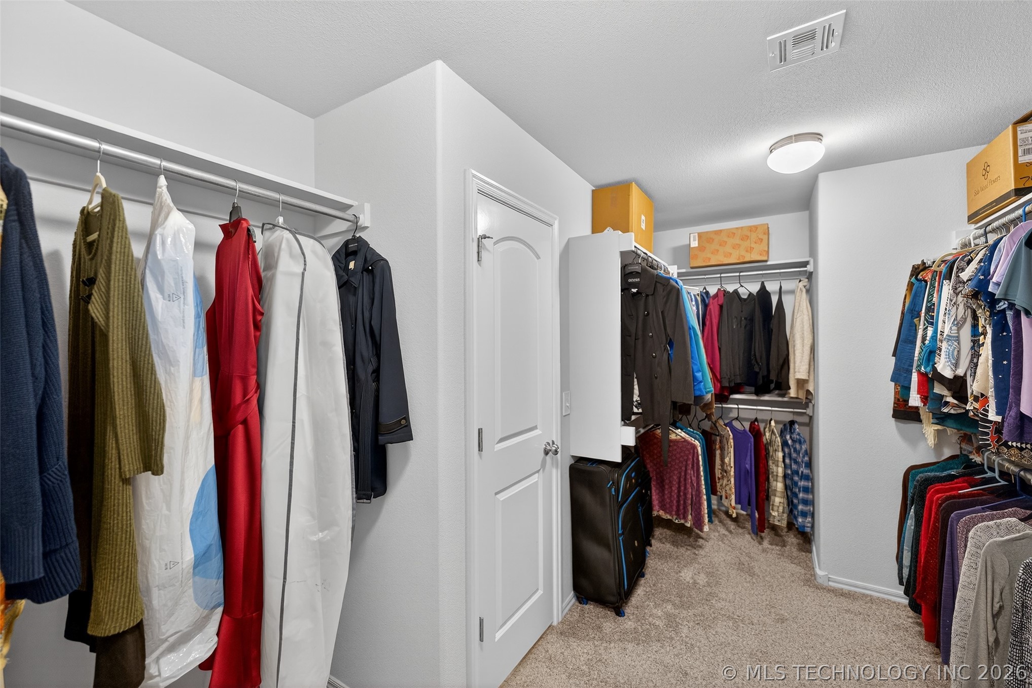 7517 S Walnut Avenue Property Photo 25