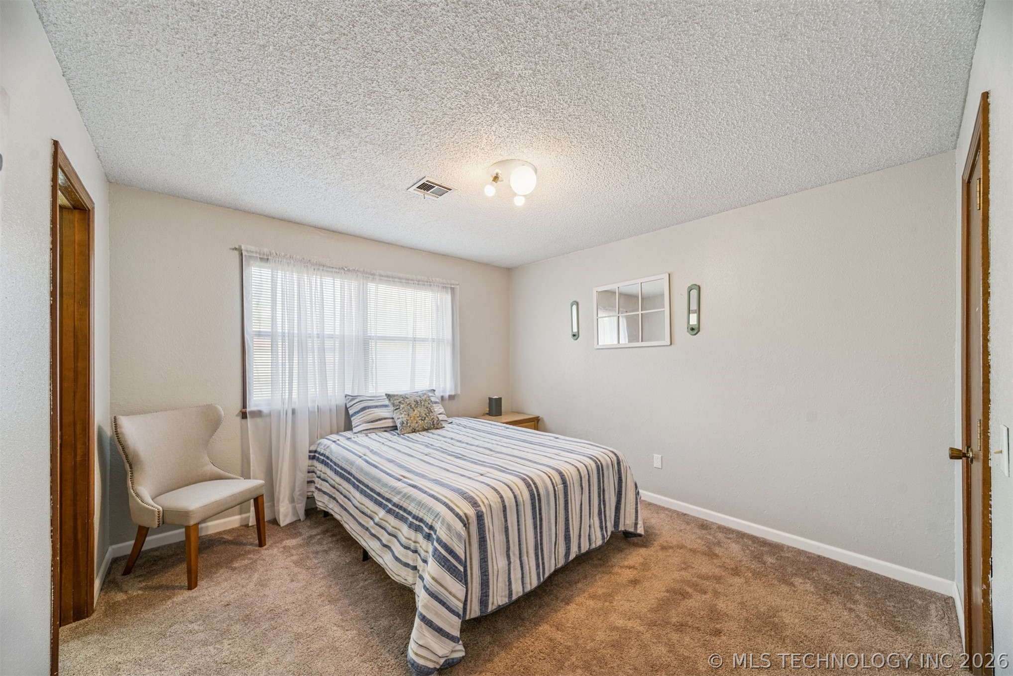 604 E Radcliff Avenue Property Photo 18