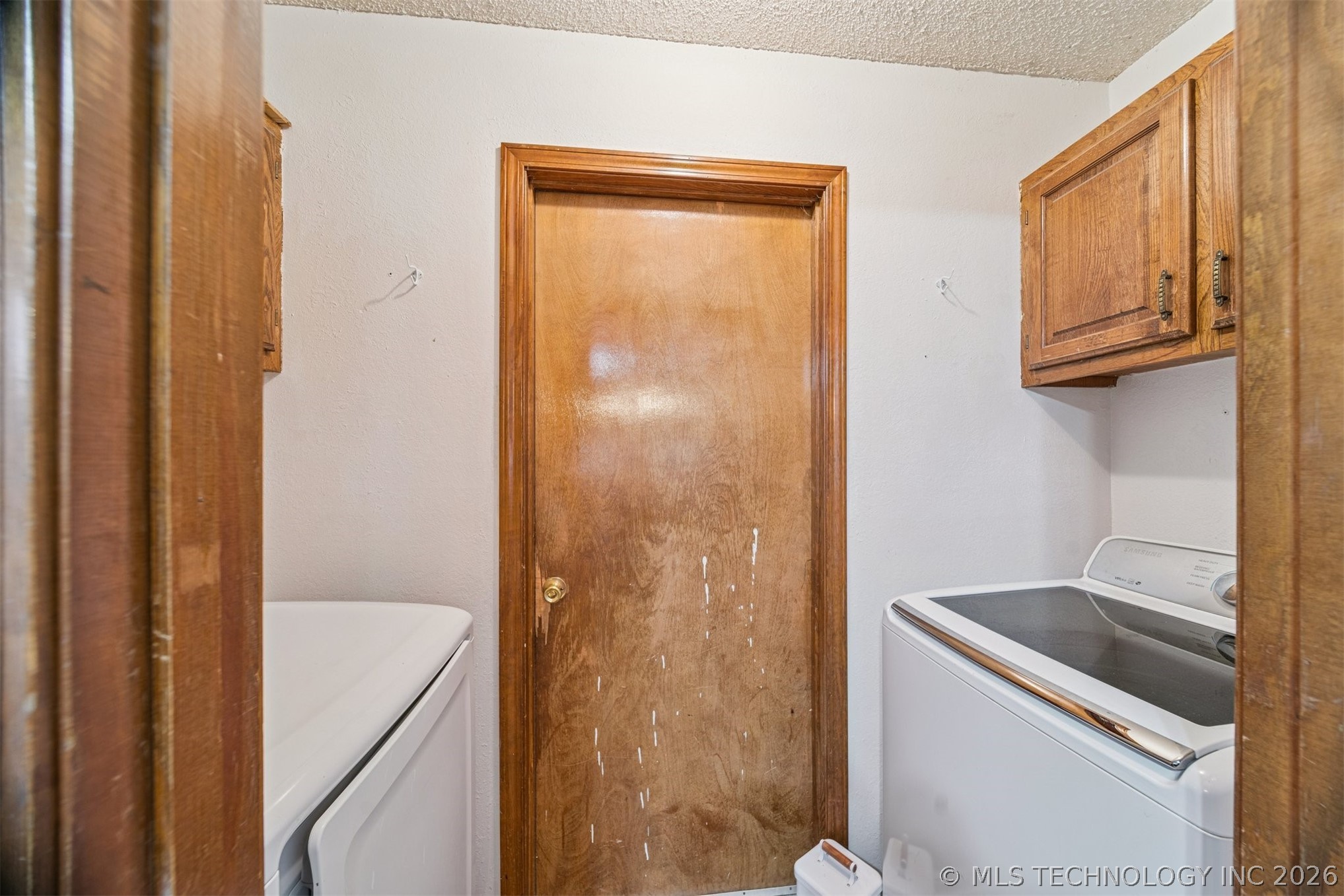 604 E Radcliff Avenue Property Photo 31