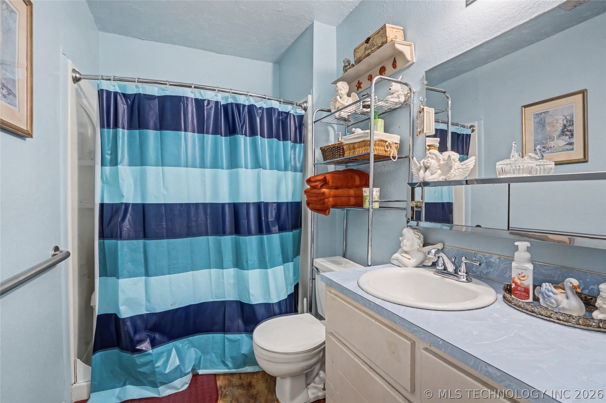 1750 S Poplar Avenue Property Photo 18
