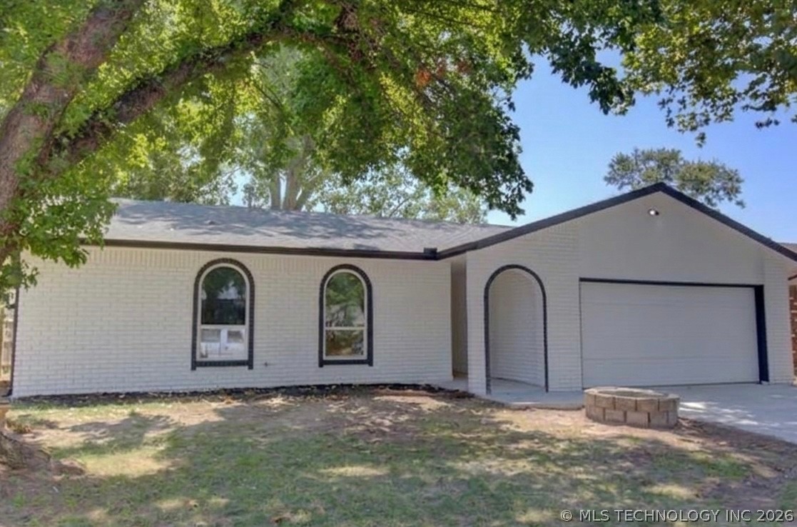 1009 W Memphis Street Property Photo 1