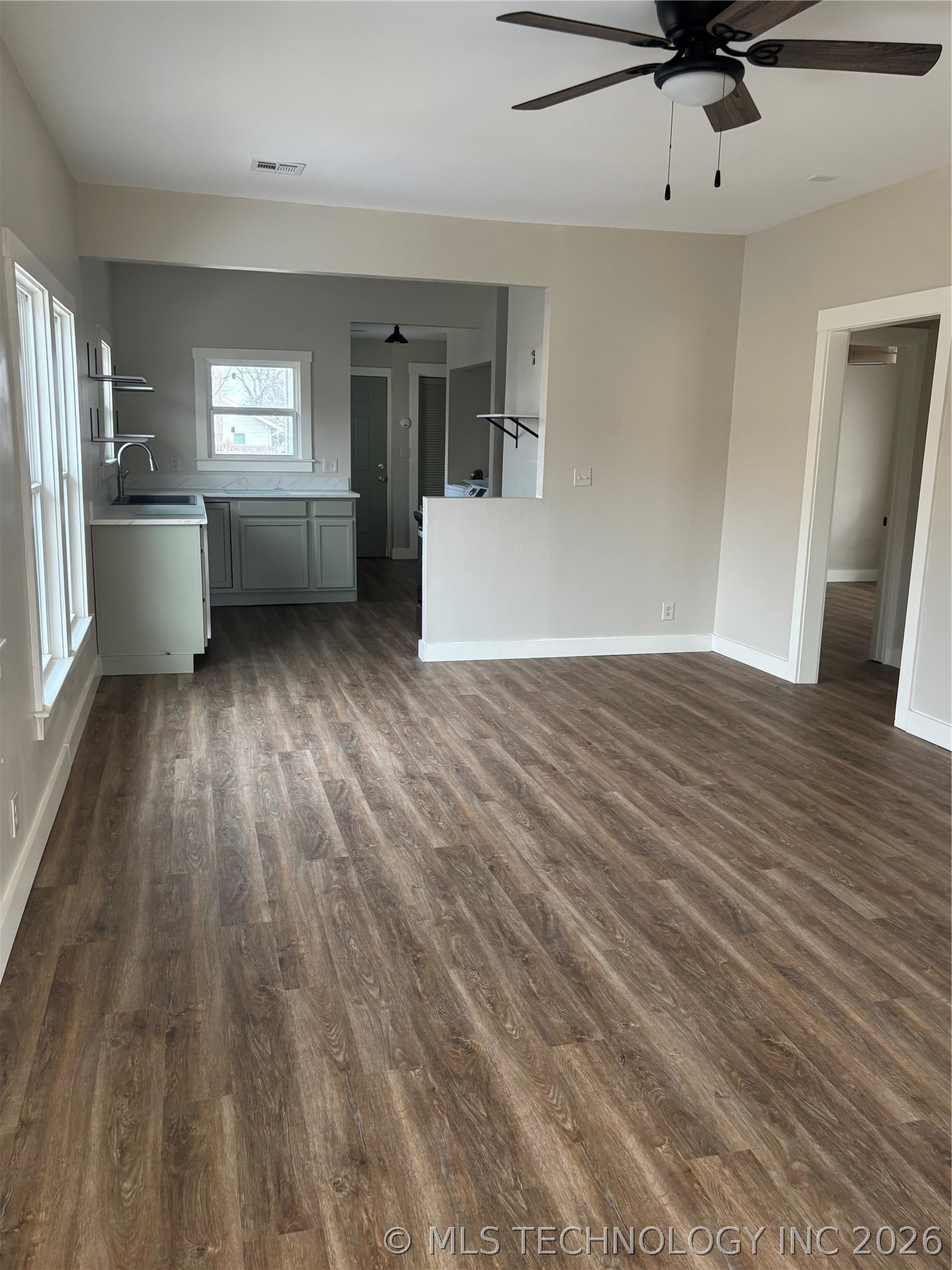 1519 N Cheyenne Avenue Property Photo 10