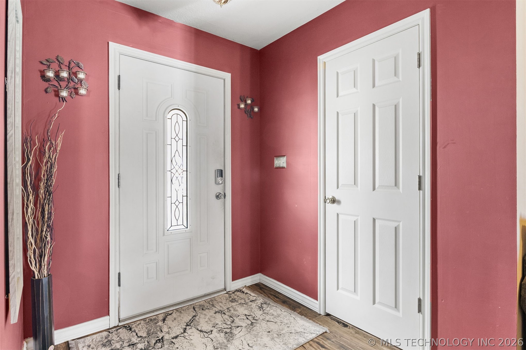 2114 S Javine Avenue Property Photo 14