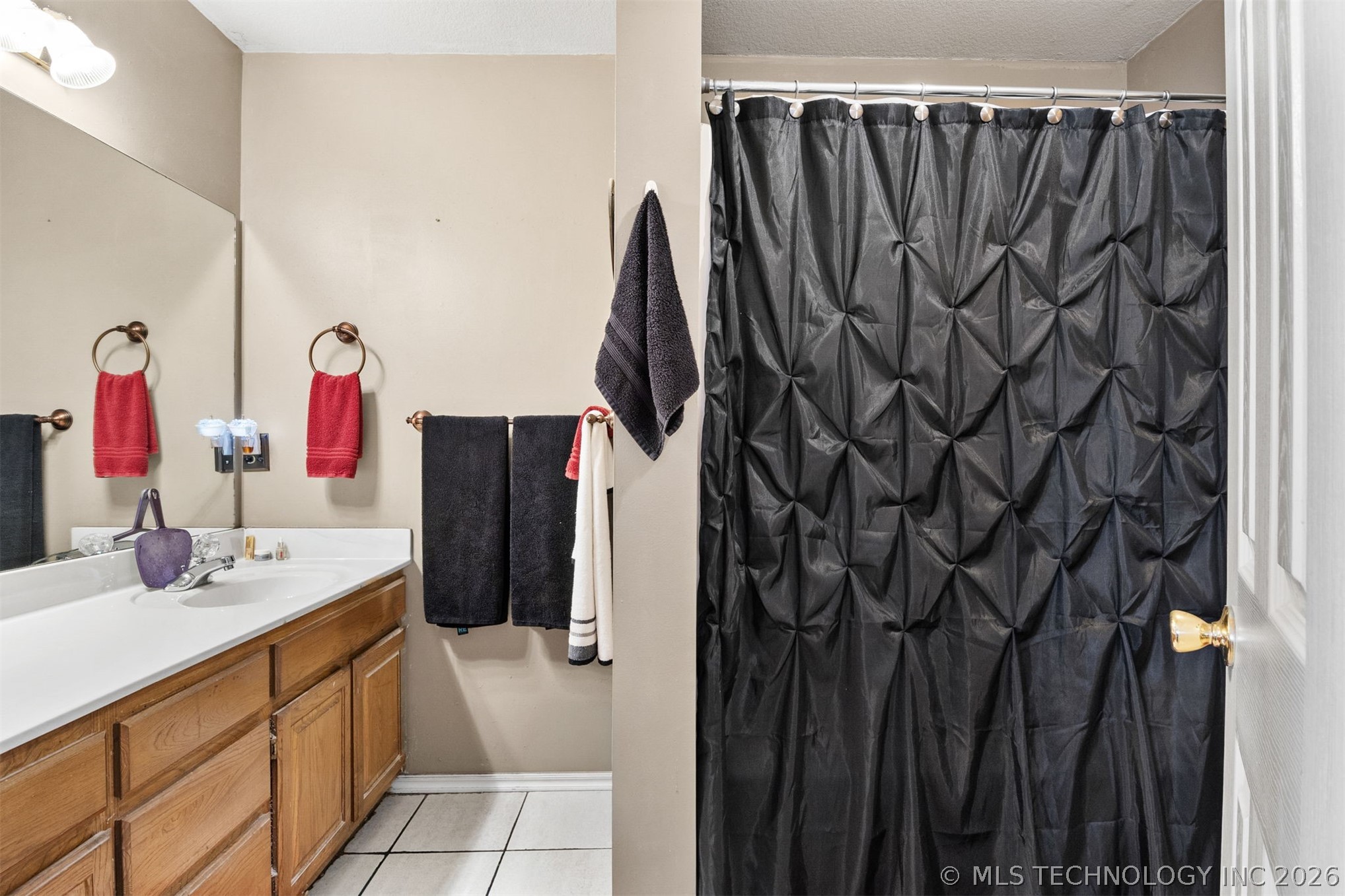 2114 S Javine Avenue Property Photo 19