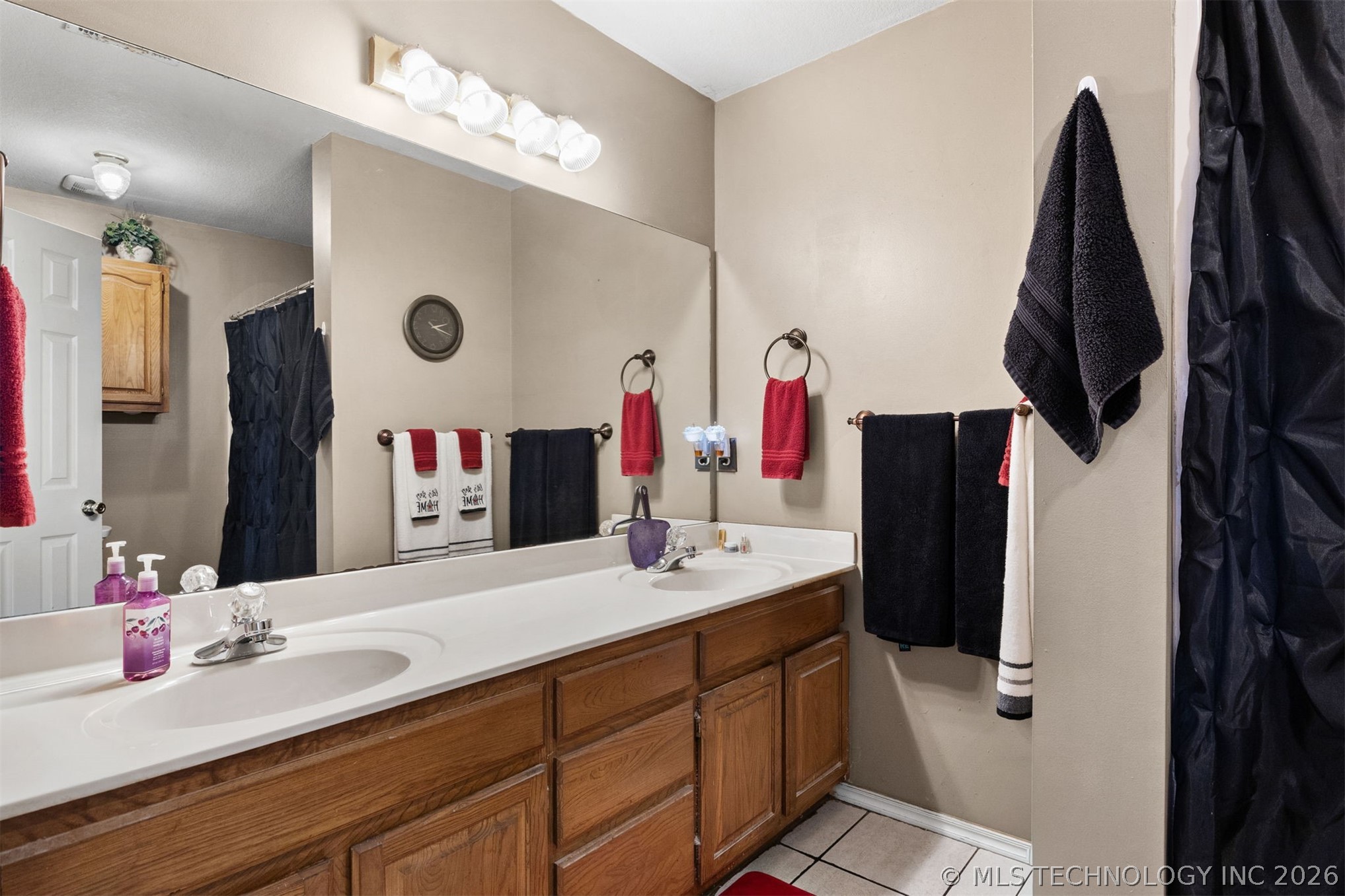 2114 S Javine Avenue Property Photo 20