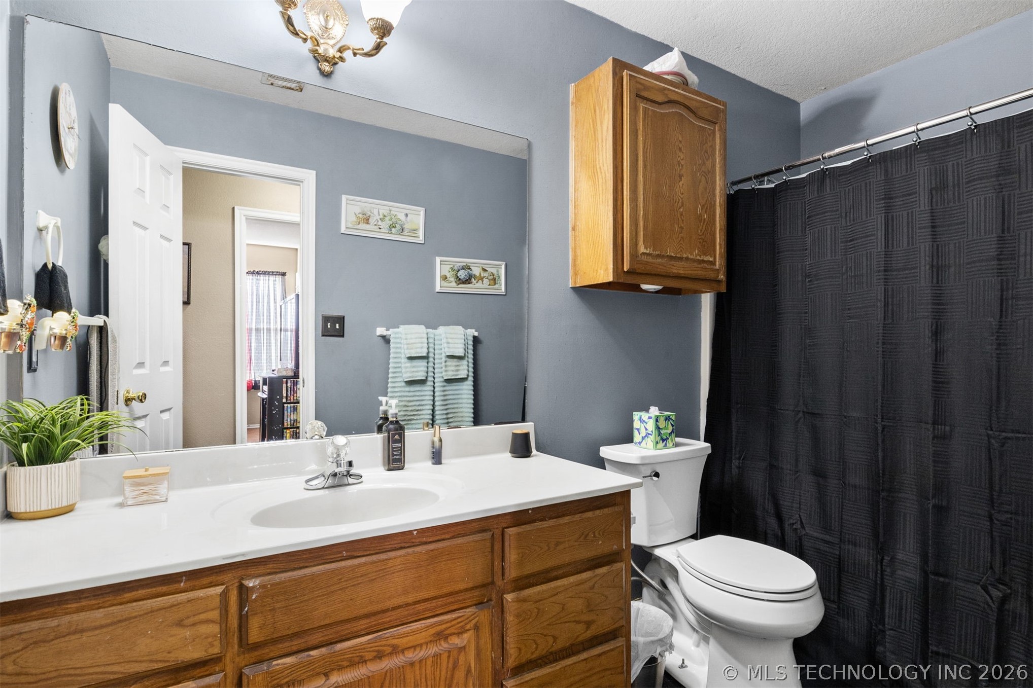 2114 S Javine Avenue Property Photo 25