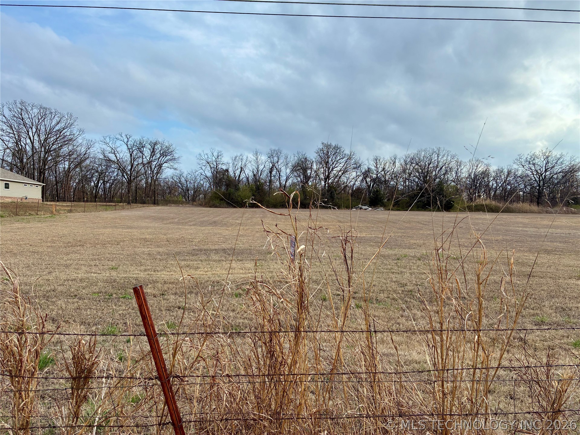 6790 W 81st Street Property Photo 2