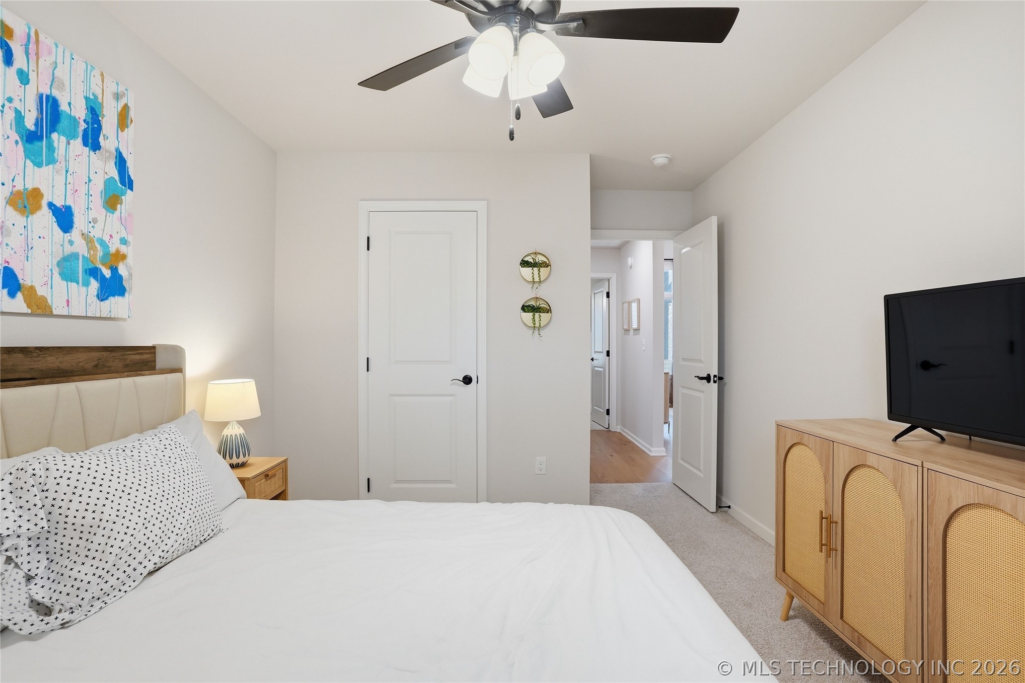 3217 E Lincoln Street Property Photo 43