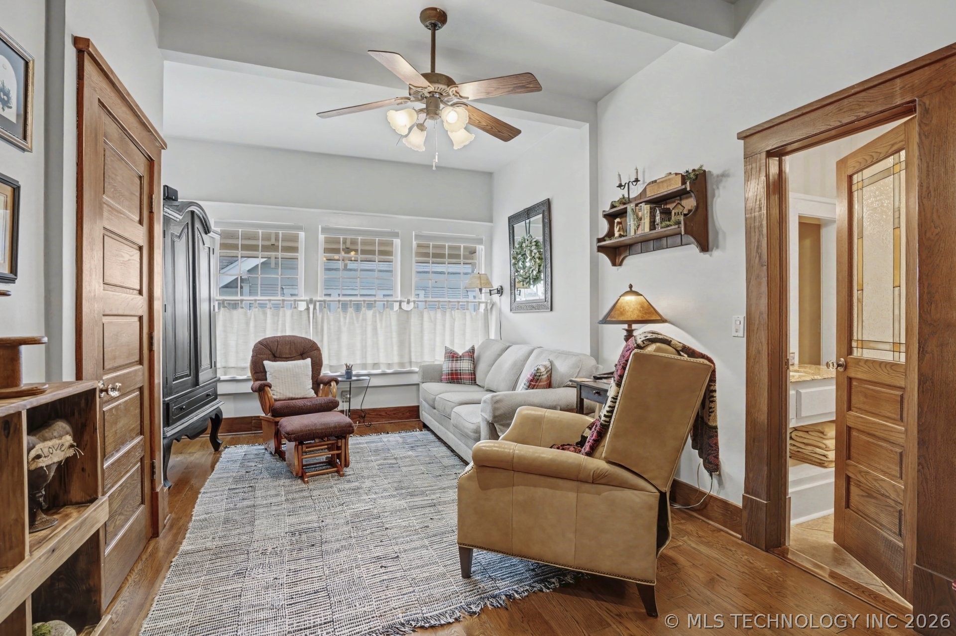 320 S Oak Street Property Photo 16