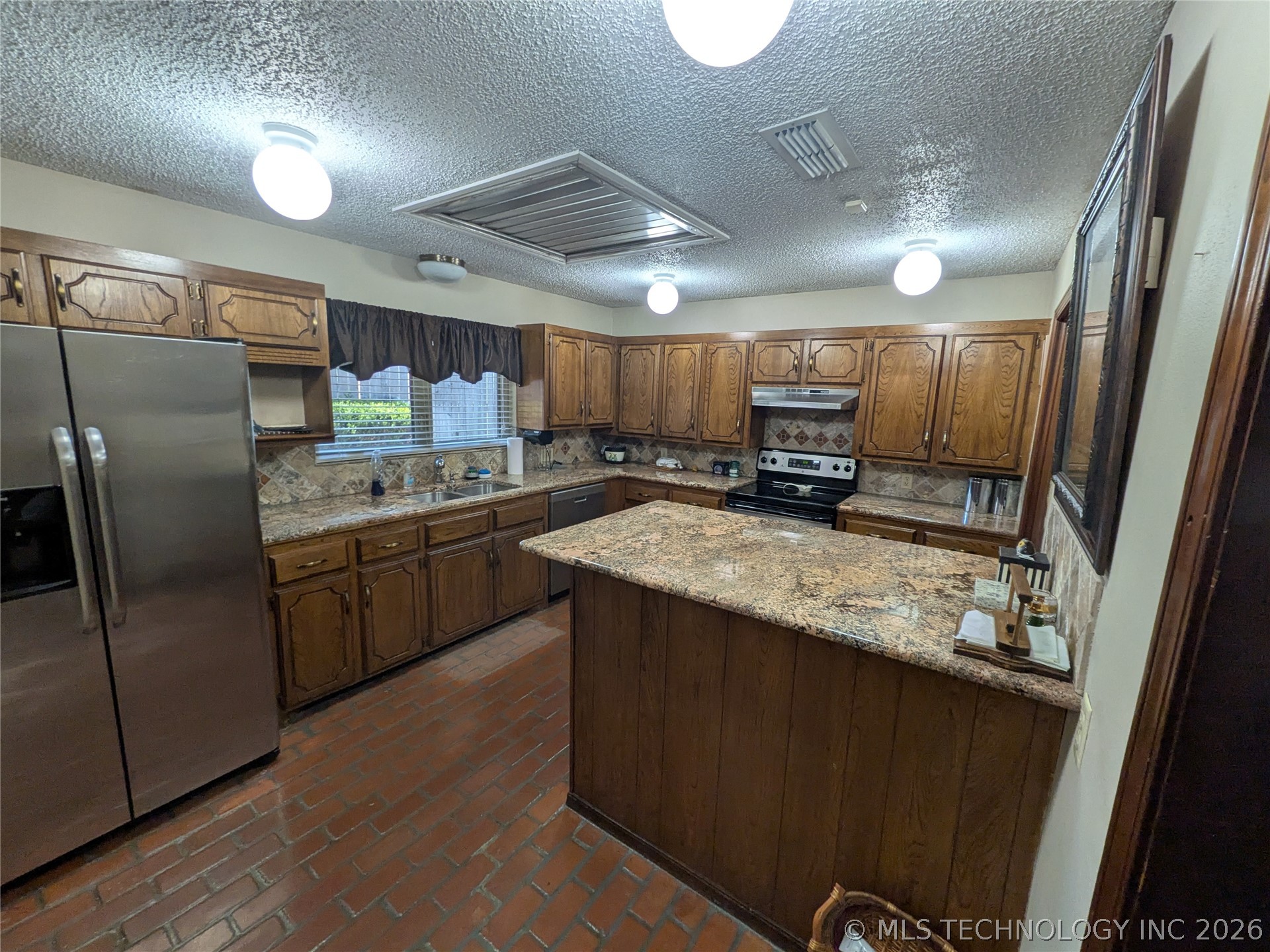 2317 Nw Dunstan Lane Property Photo 10