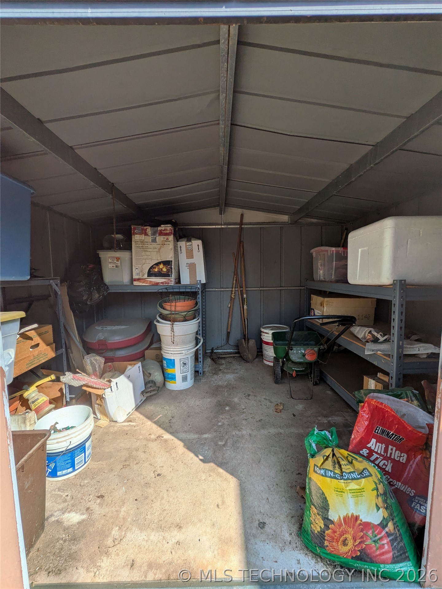 2317 Nw Dunstan Lane Property Photo 48