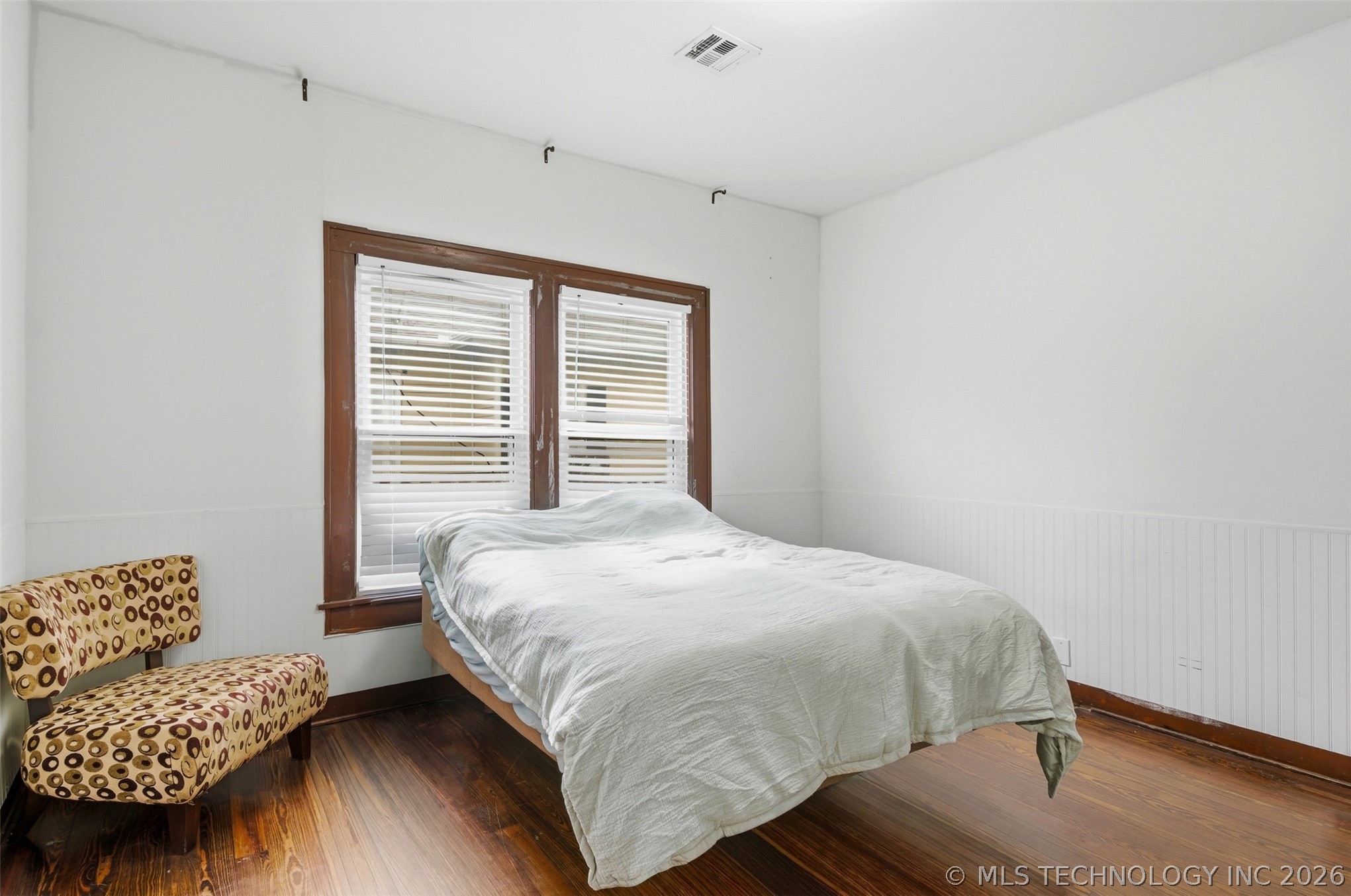 402 E 6th Street Property Photo 19
