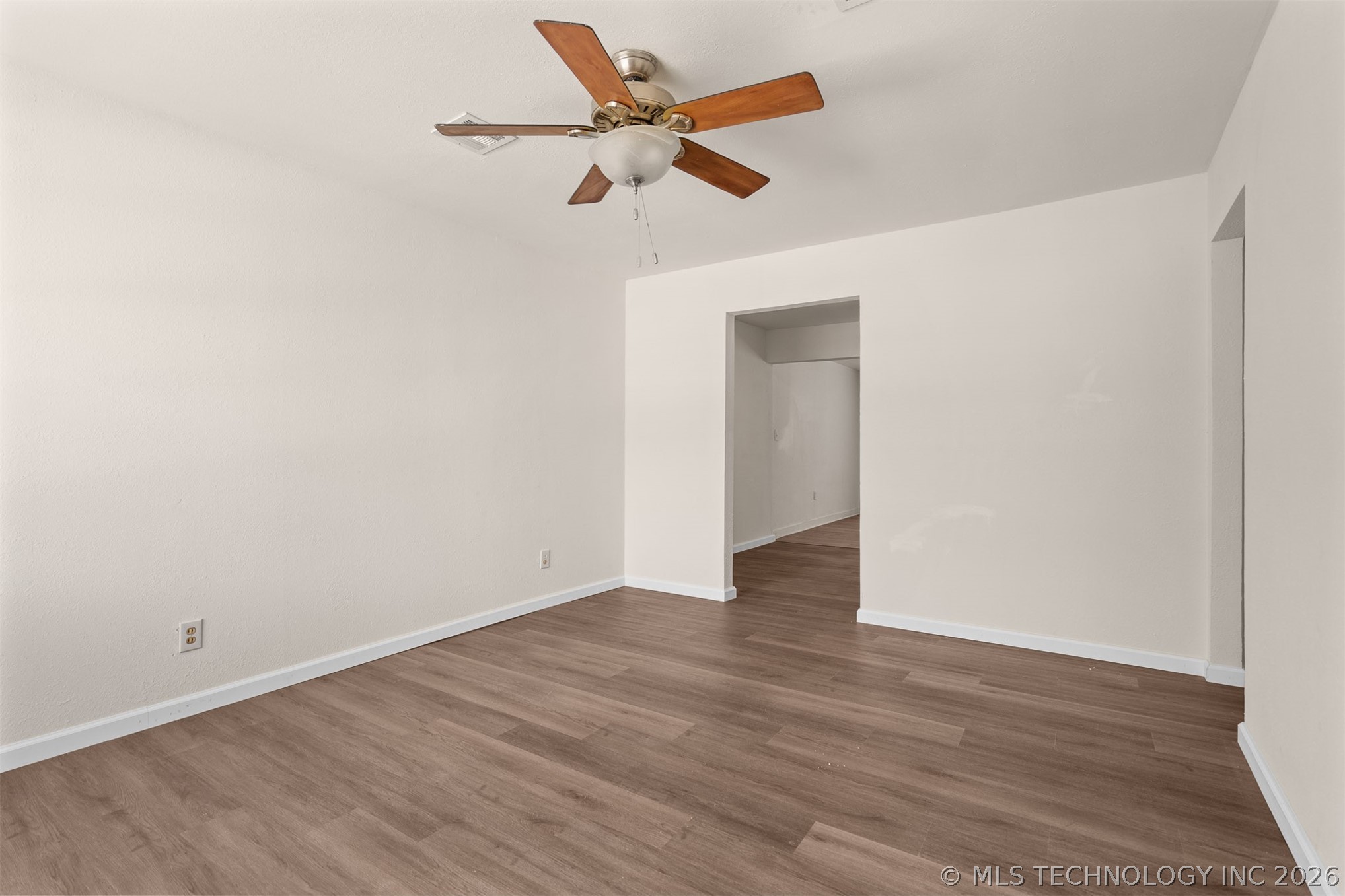 108 Frances Street Property Photo 3